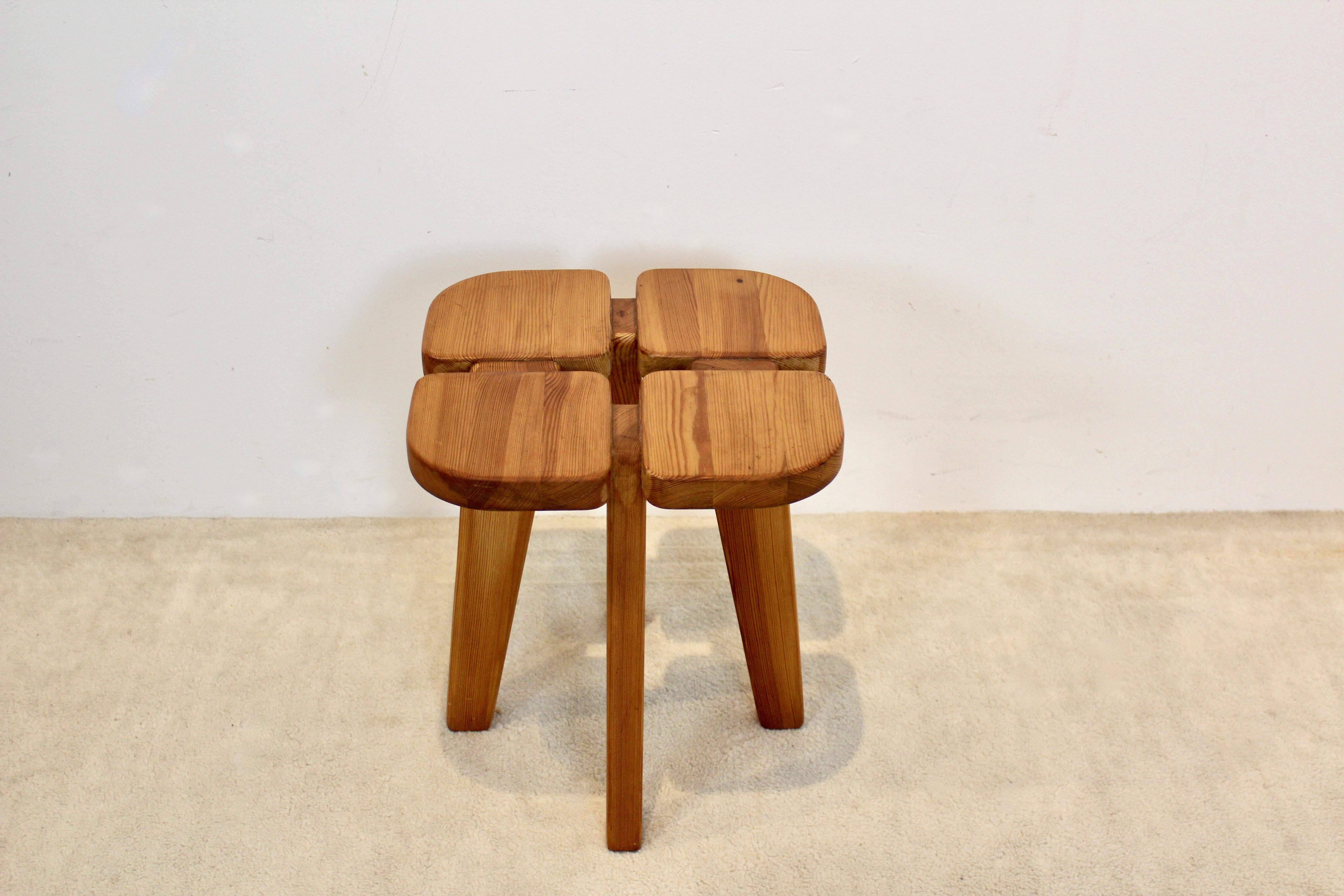 Mid-Century Modern Stunning ‘Apila’ Stool designed by Rauni Peippo and manufactured by Stockmann Or For Sale