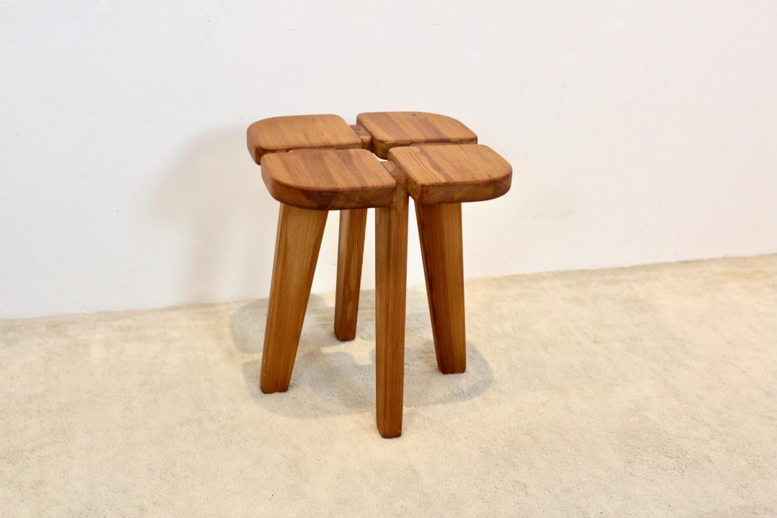 Stunning ‘Apila’ Stool designed by Rauni Peippo and manufactured by Stockmann Or For Sale 1