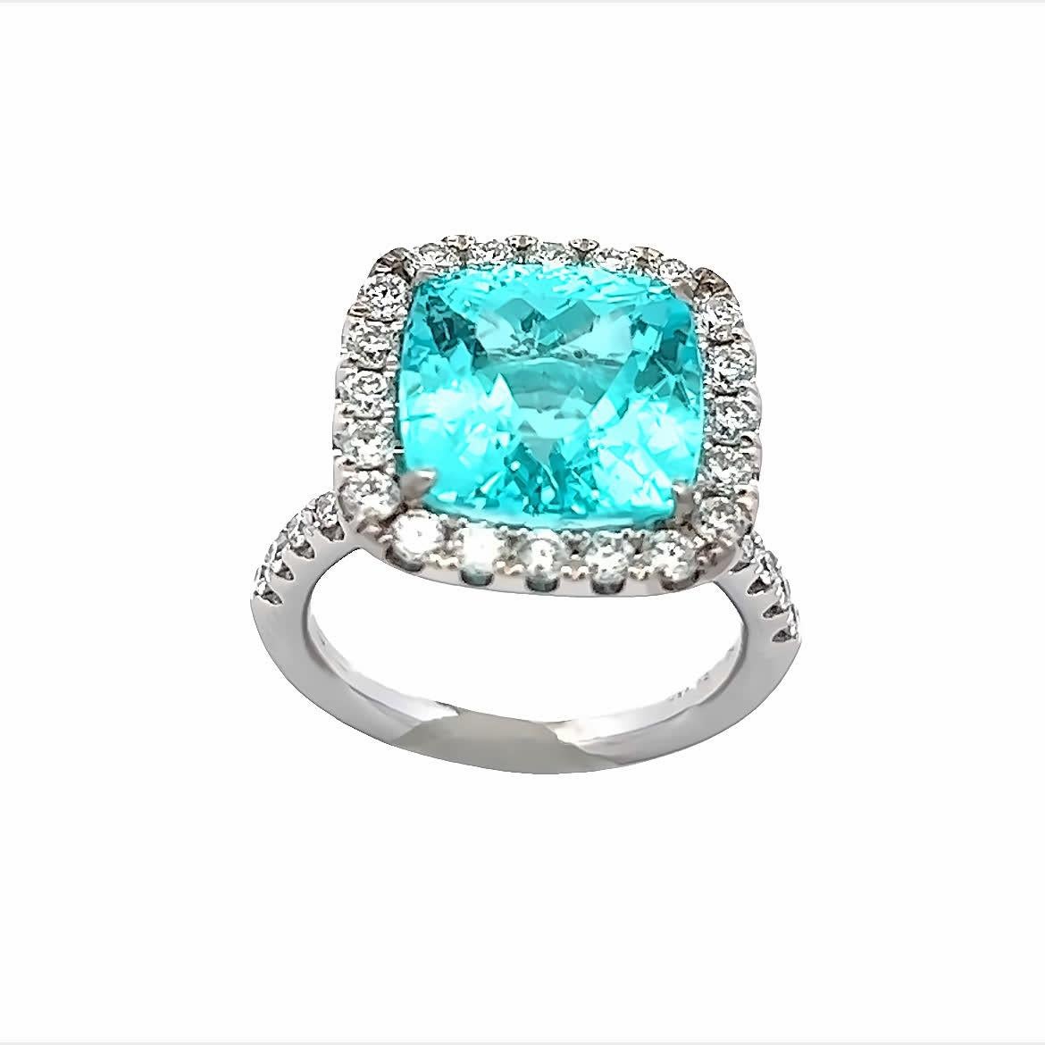 Atemberaubender Aquablauer Ring im Zustand „Neu“ im Angebot in Great Neck Plaza, NY