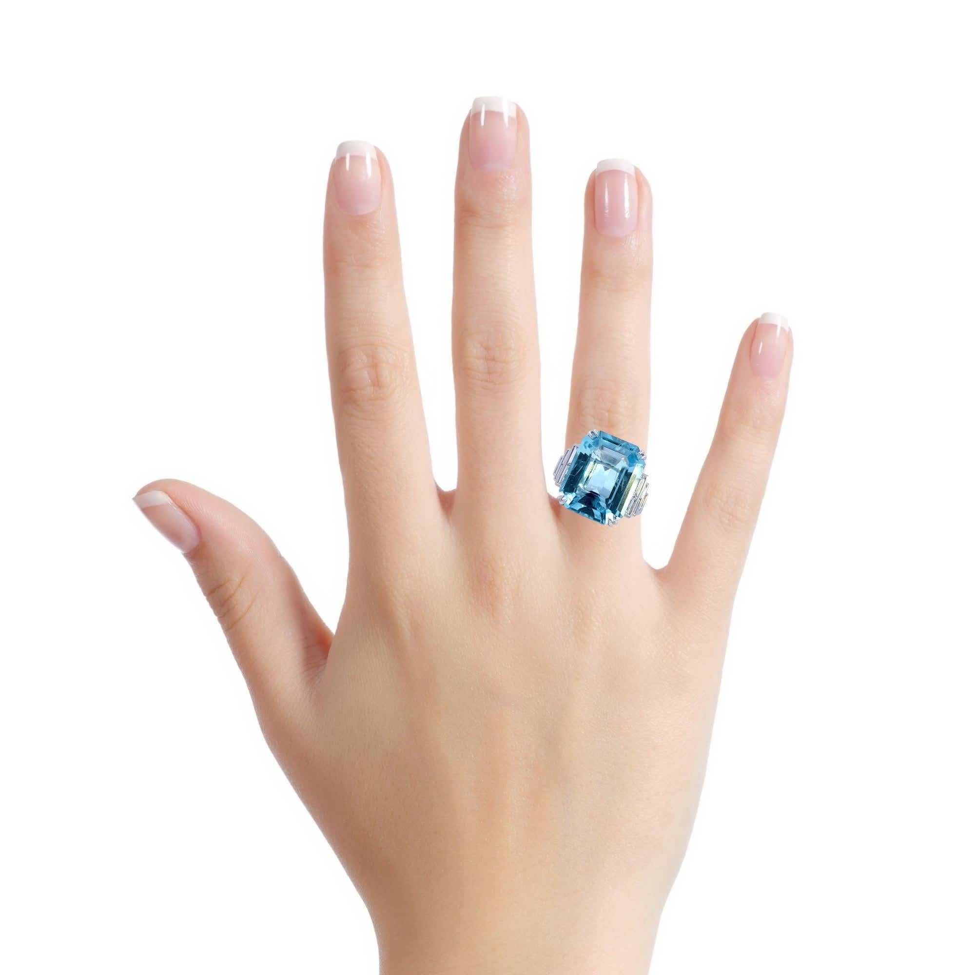 Stunning Aquamarine Statement Ring For Sale 1