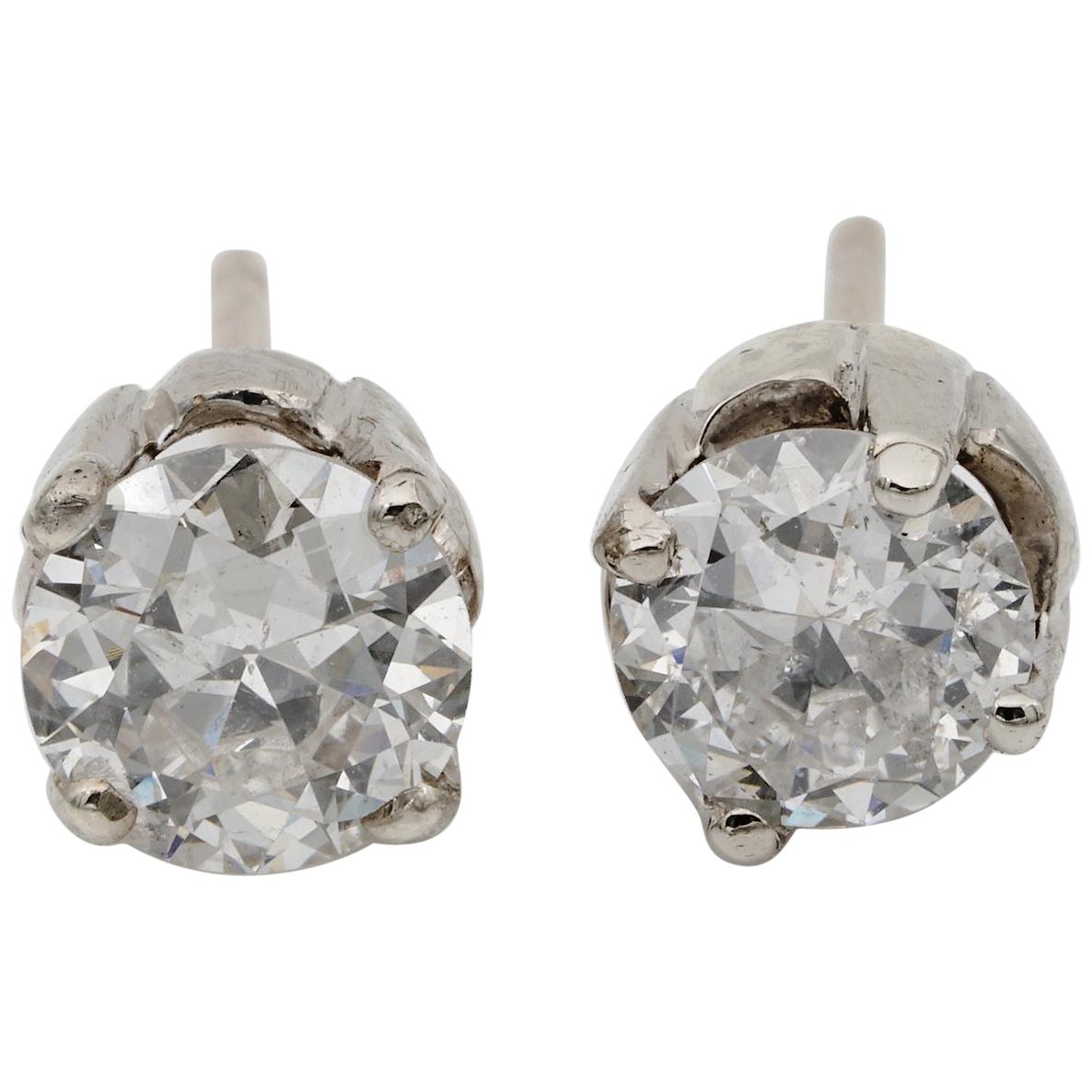 Stunning Art Deco 1.55 Ct Old European Cut Diamond G/H VS/SI Solitaire Stud Ears For Sale