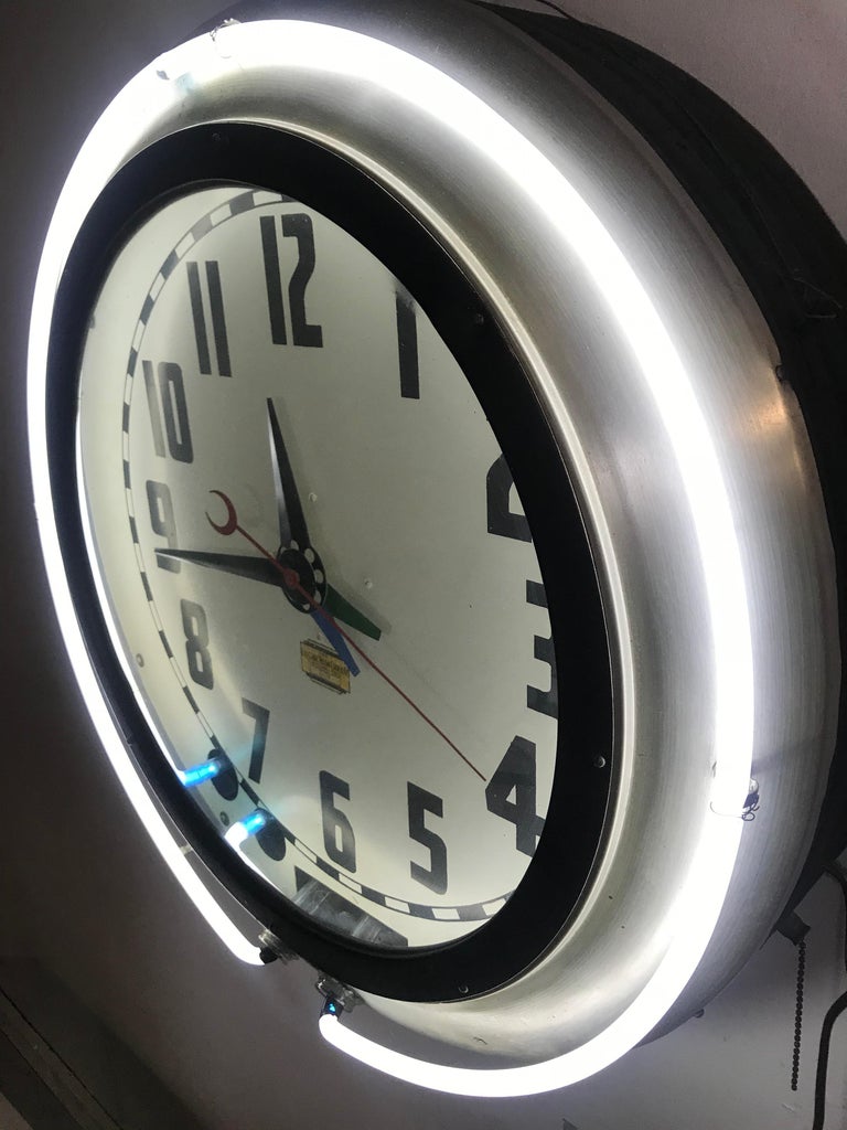 Stunning Art Deco Neon Clock, "The Electric Neon Clock Co. Cleveland OH