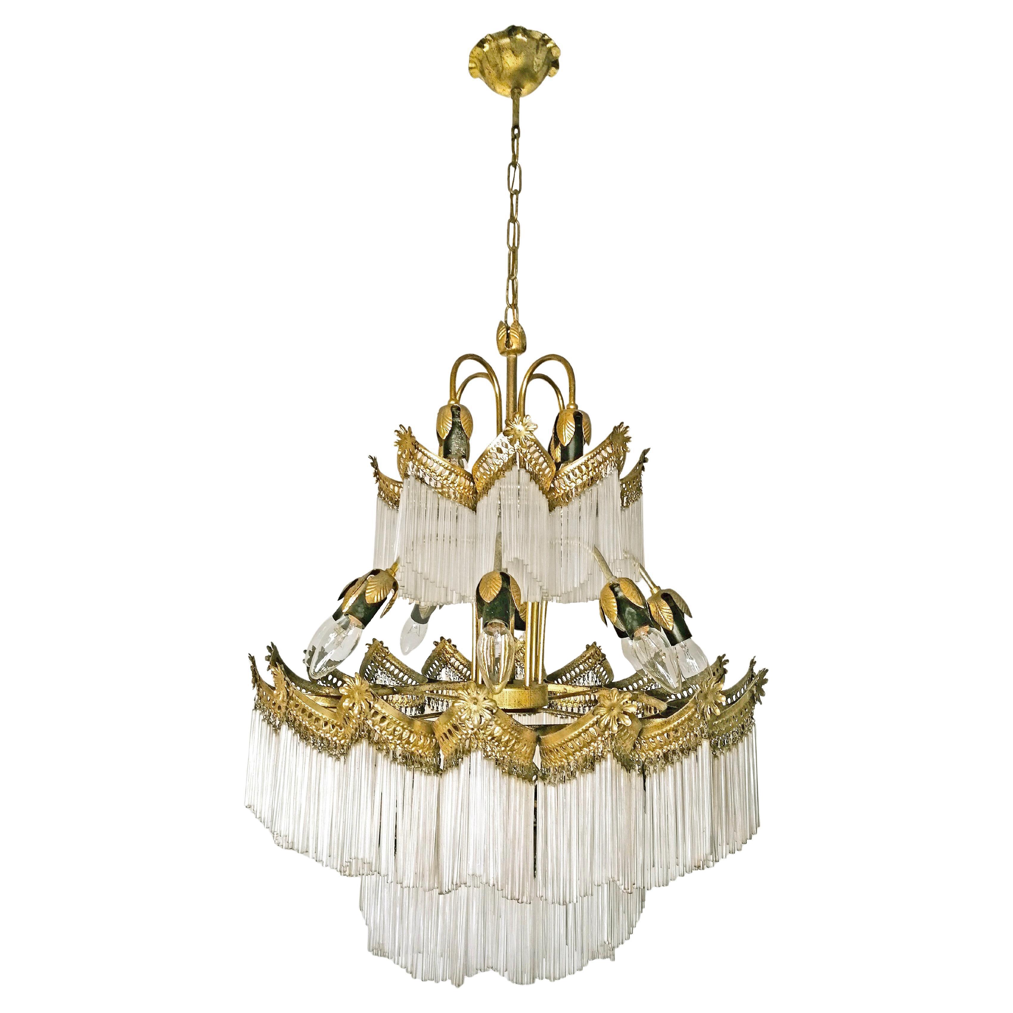 Appliqué Superbe lustre Art Déco Art Nouveau doré avec frange en verre dépoli vers 1940 en vente