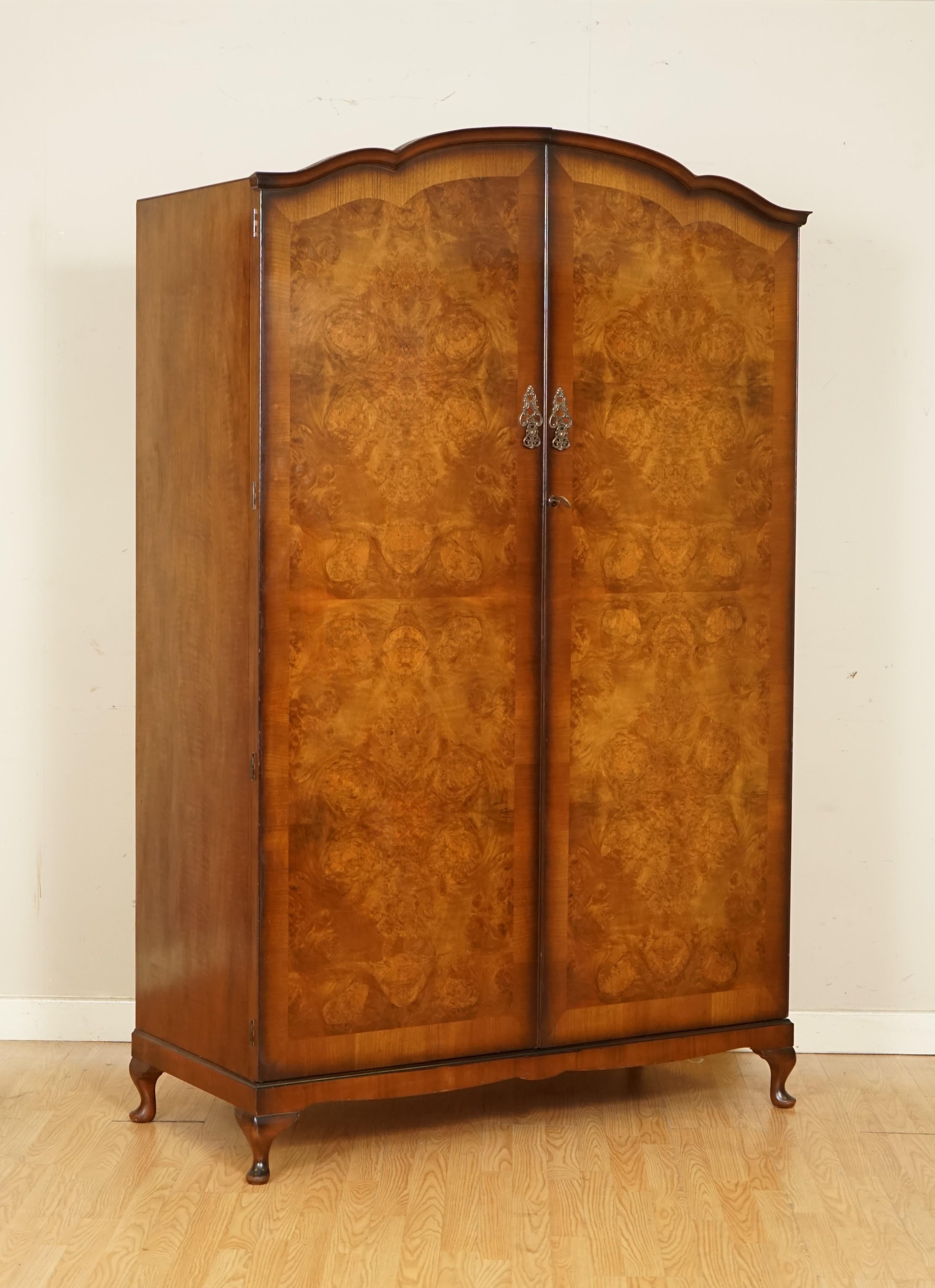 We are so excited to present to you this Art Deco burr walnut double wardrobe.

A very lovely solid and well made wardrobe, the wardrobe is in a good condition. 

Please carefully look at the pictures to see the condition before purchasing as