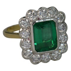 Stunning Art Deco Style 18ct Gold Vs 1.55ct Diamond 3ct Emerald Cluster Ring