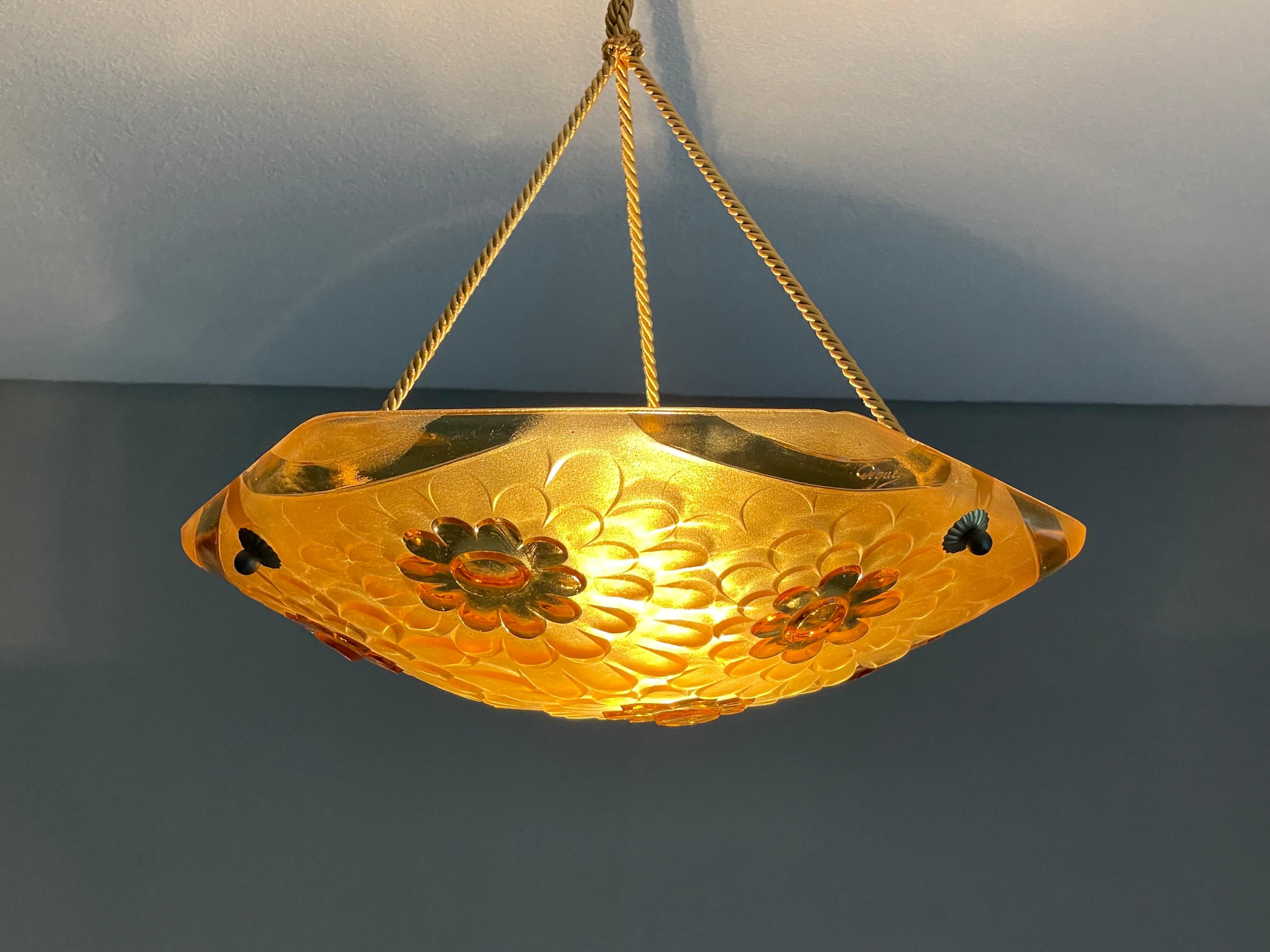 Stunning Art Deco Flower Design Glass & Rope Pendant Light by Degue of France 3