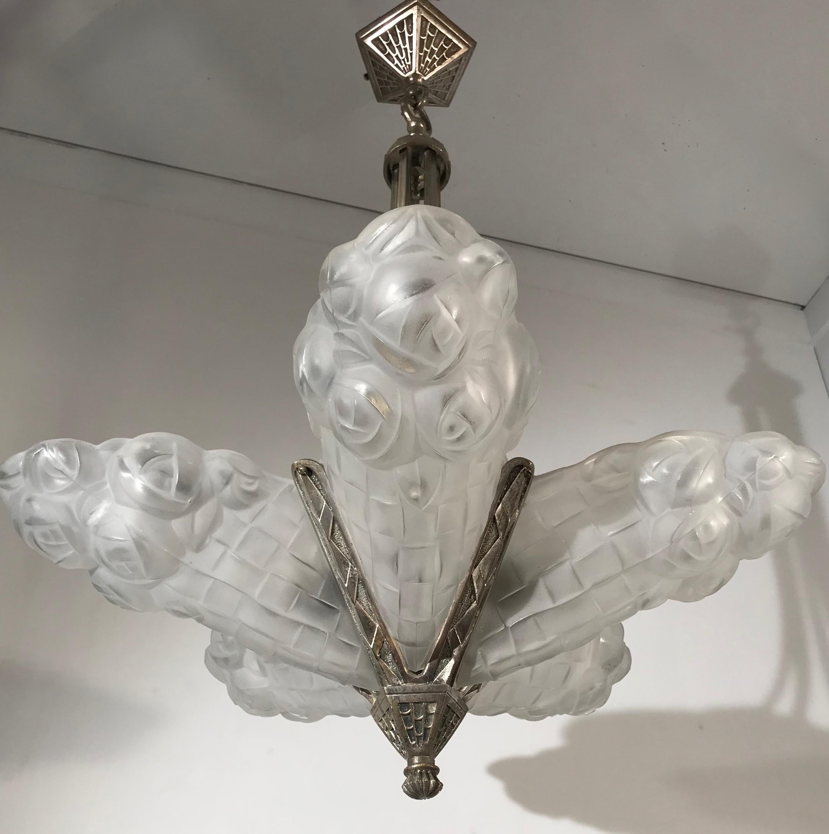 Stunning Art Deco Glass, Bronze Five Light Pendant / Chandelier by Degue, France 8