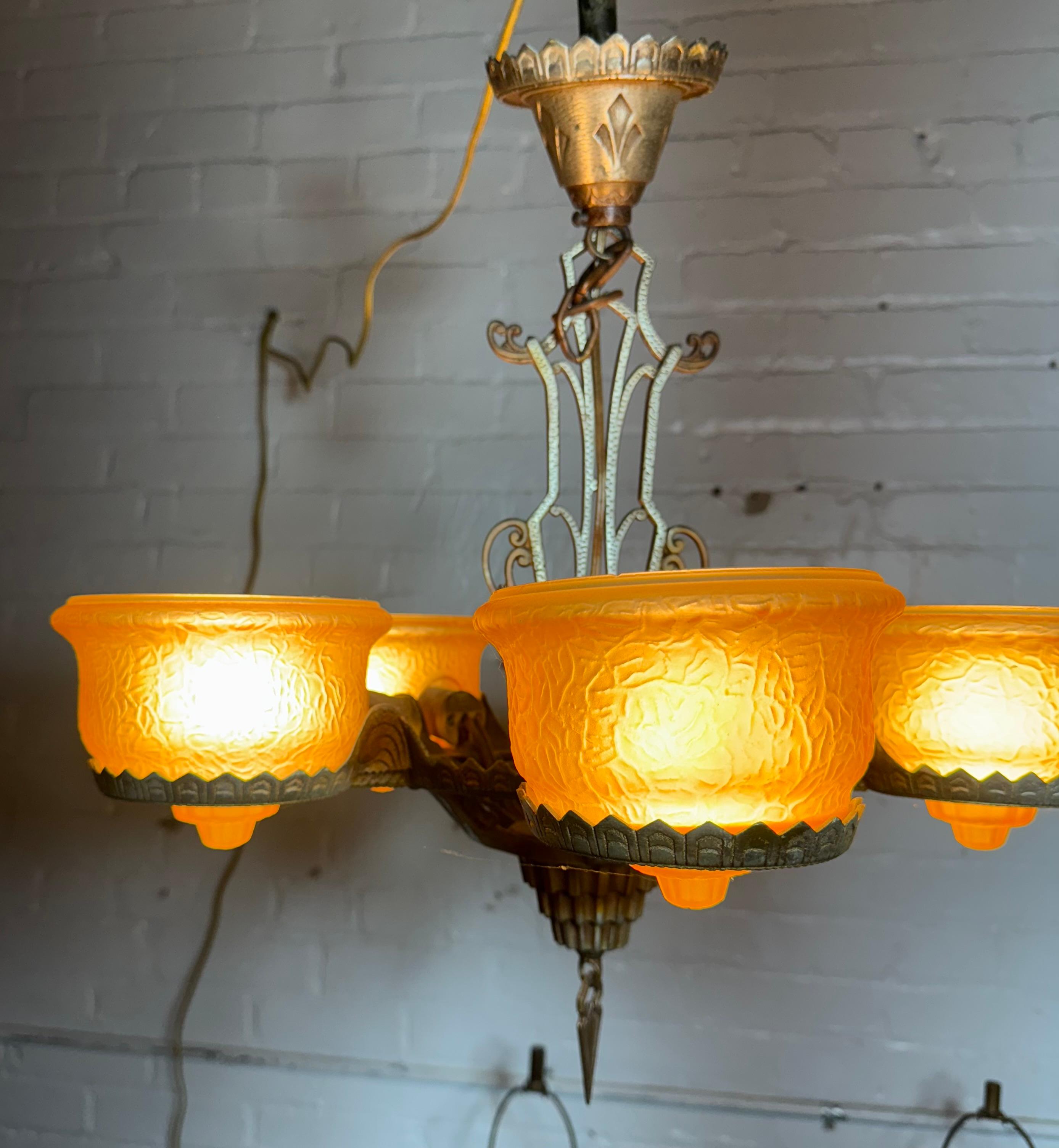 Metallo Stupendo lampadario a sospensione in vetro e metallo Art Deco Havanna in vendita