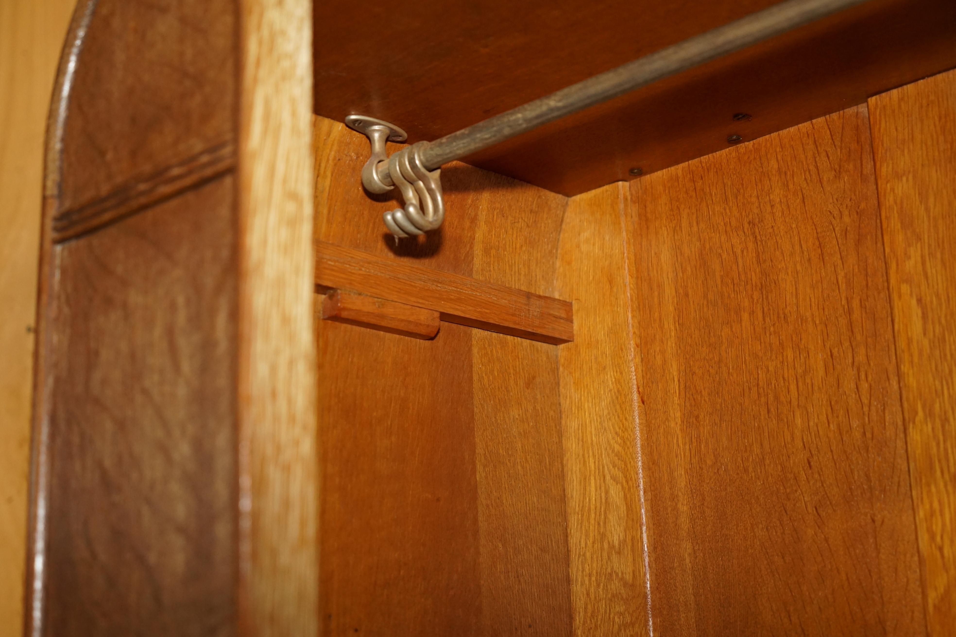 STUNNiNG ART DECO HEALS LONDON LIMED OAK SINGLE WARDROBE PART OF A LARGE SUITE im Angebot 8