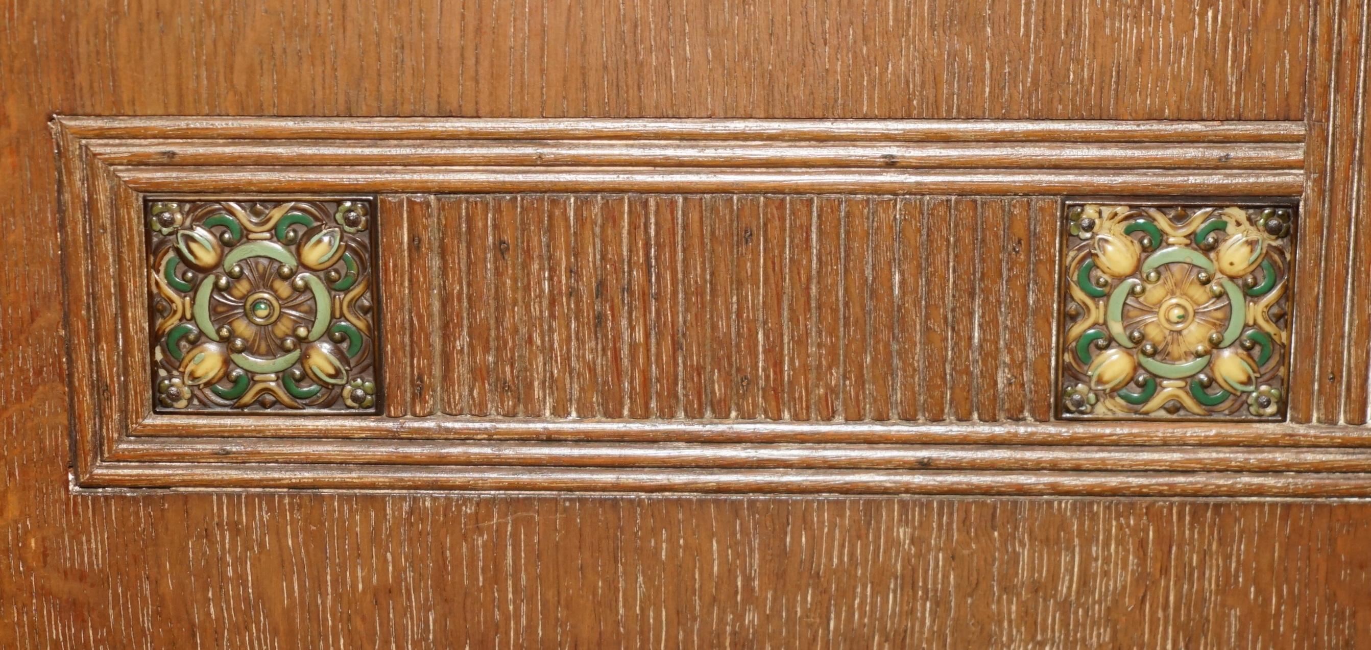 STUNNiNG ART DECO HEALS LONDON LIMED OAK SINGLE WARDROBE PART OF A LARGE SUITE im Zustand „Gut“ im Angebot in West Sussex, Pulborough