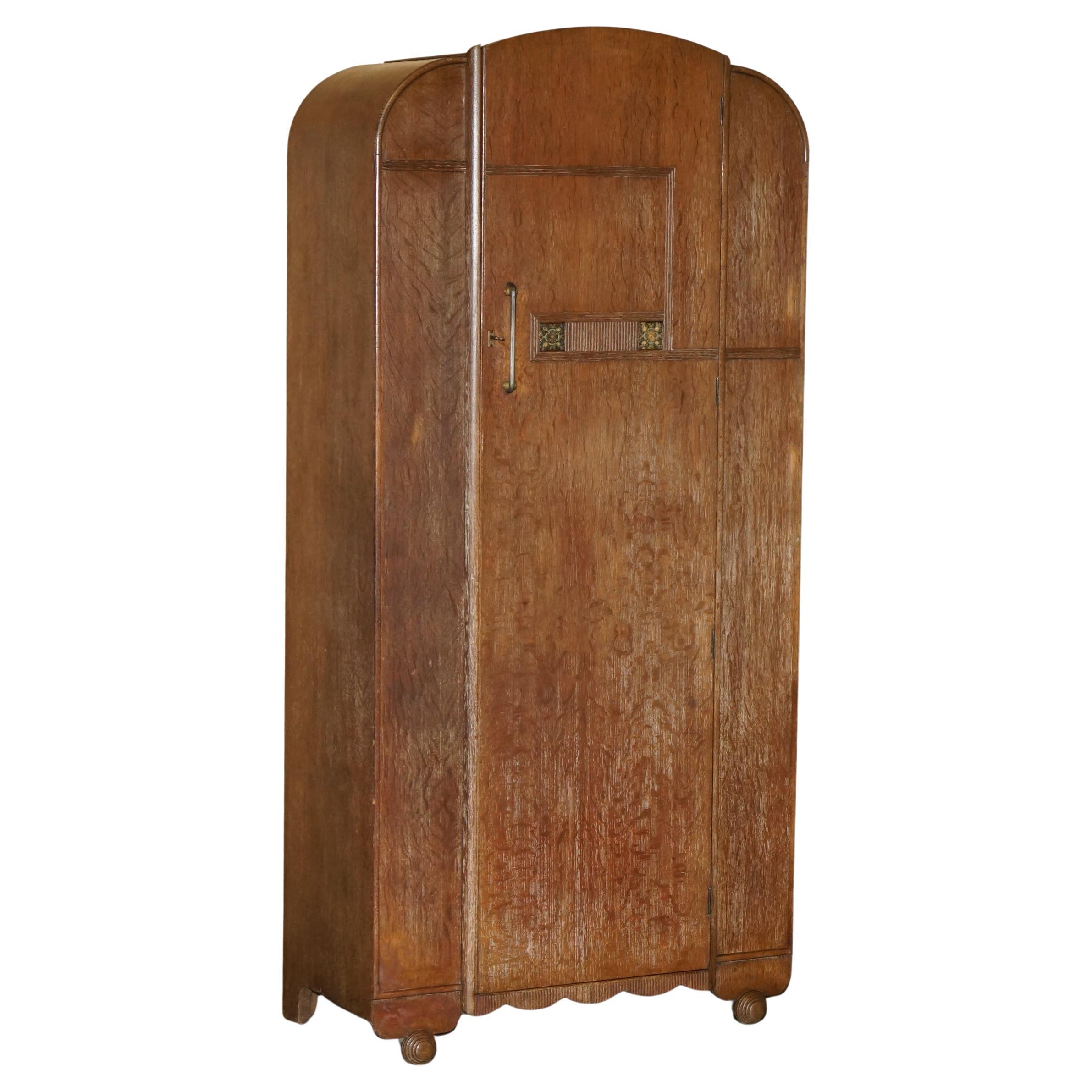 STUNNiNG ART DECO HEALS LONDON LIMED OAK SINGLE WARDROBE PART OF A LARGE SUITE