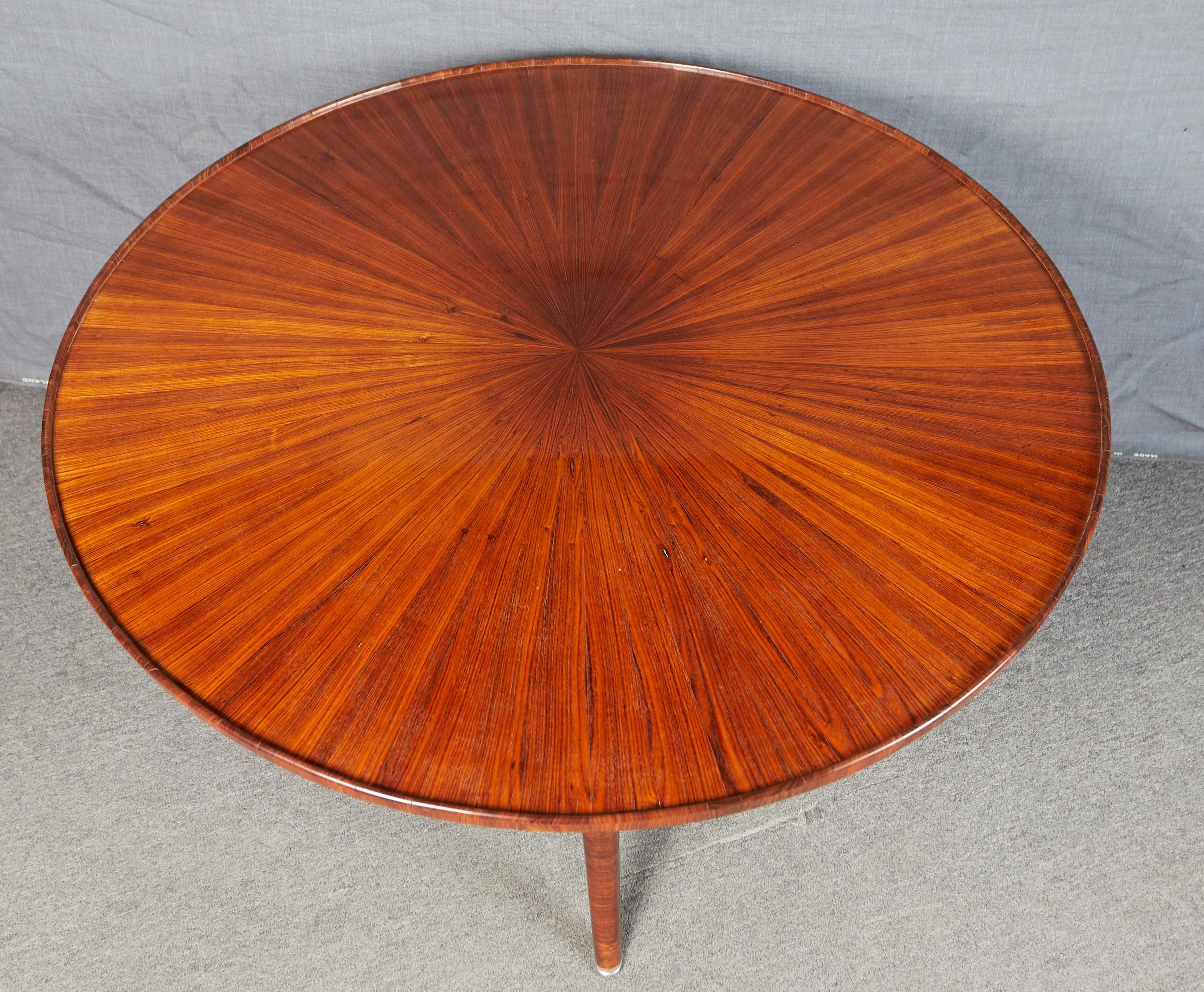 French Stunning Art Deco Marquetry Side Table by Etienne Kohlmann For Sale