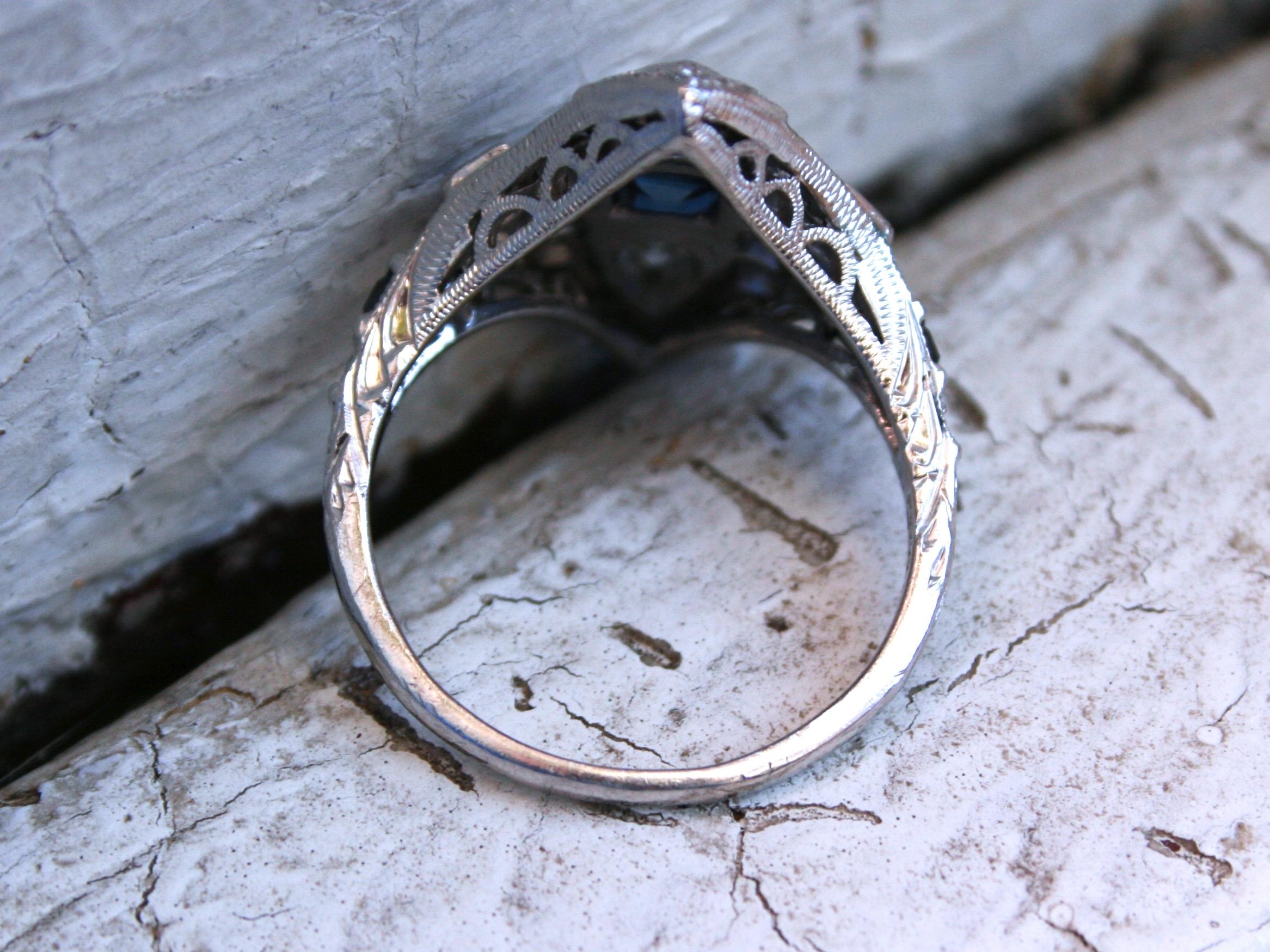 Women's or Men's Stunning Art Deco Style Platinum Diamond and Sapphire Navette Ring, 1.41 Carat For Sale