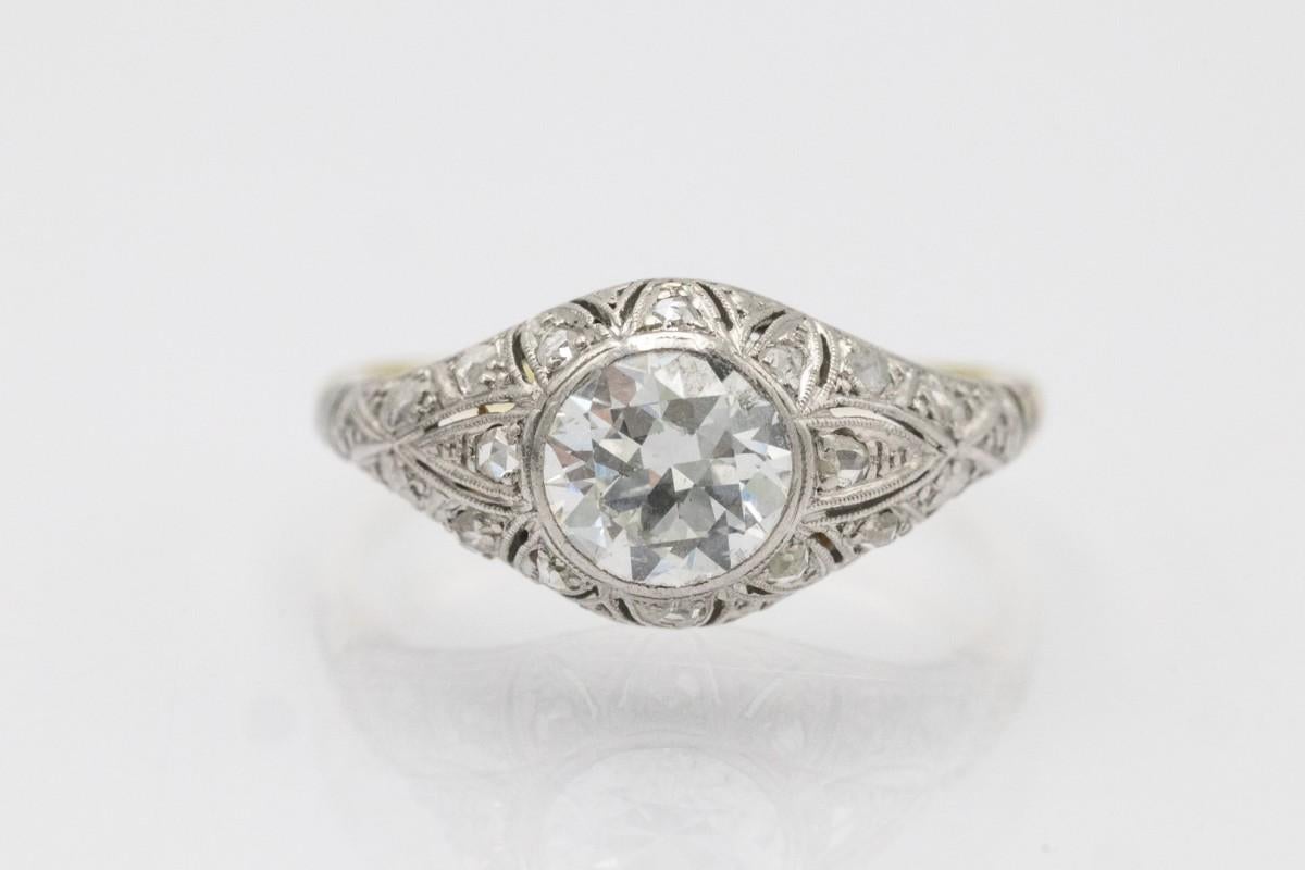 Superbe bague Art Déco avec un diamant de taille ancienne de 1,00ct, circa 1920/1930 en vente 1