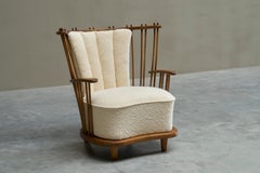 Stunning Art Deco Spindle Back Lounge Chair in Solid Wood and Bouclé 1940s