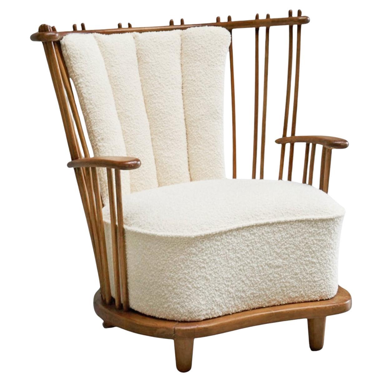 Stunning Art Deco Spindle Back Lounge Chair in Solid Wood and Bouclé 1940s