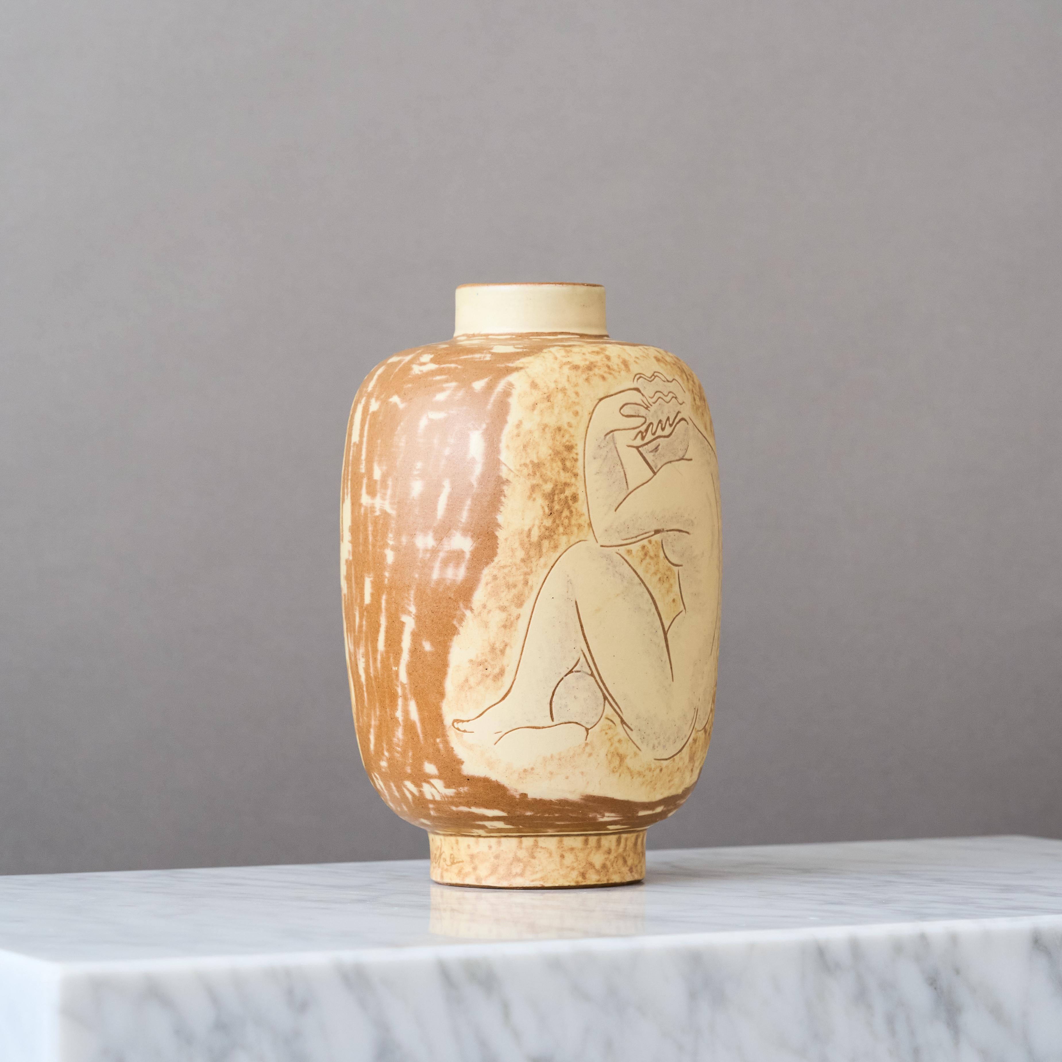 Earthenware Stunning Art Deco Vase by Vicke Lindstrand. Upsala-Ekeby, Sweden, 1940s. For Sale