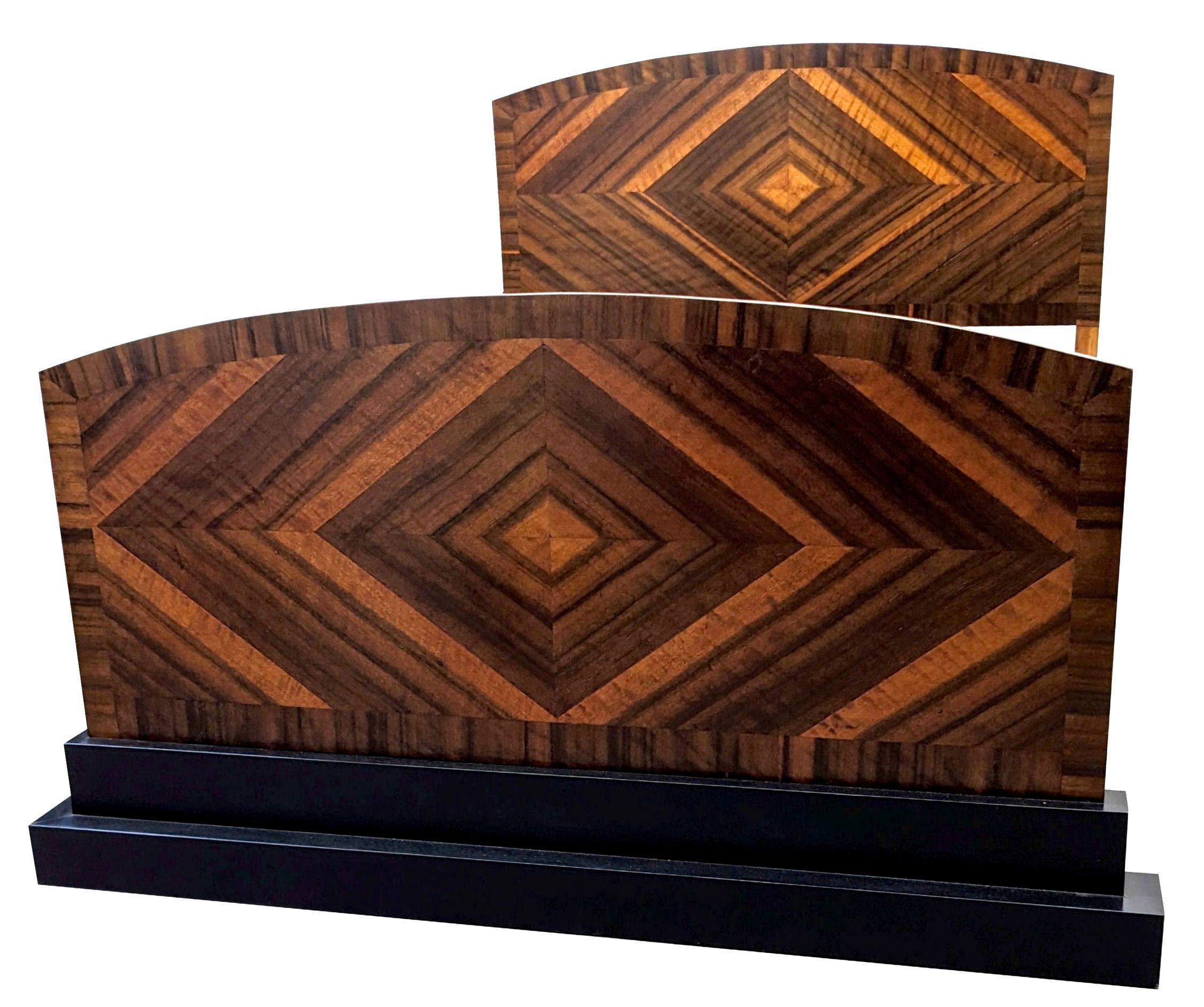 Stunning Art Deco Walnut  Double Bed, English, c1930s  For Sale 2