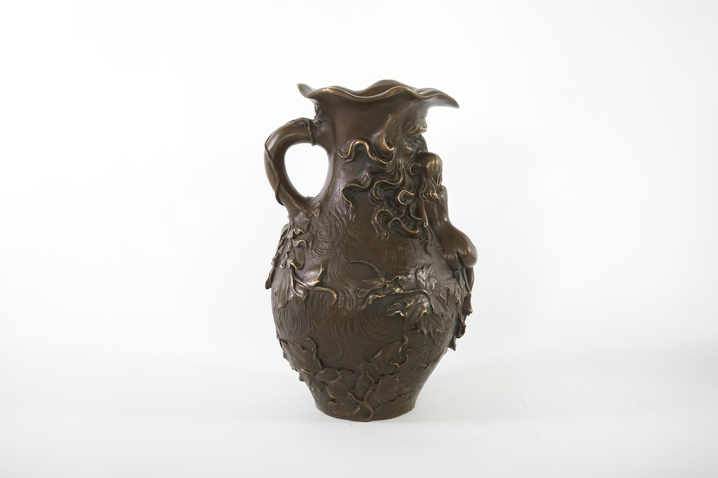 Stunning Art Nouveau Style Bronze Piece / Vase For Sale 3