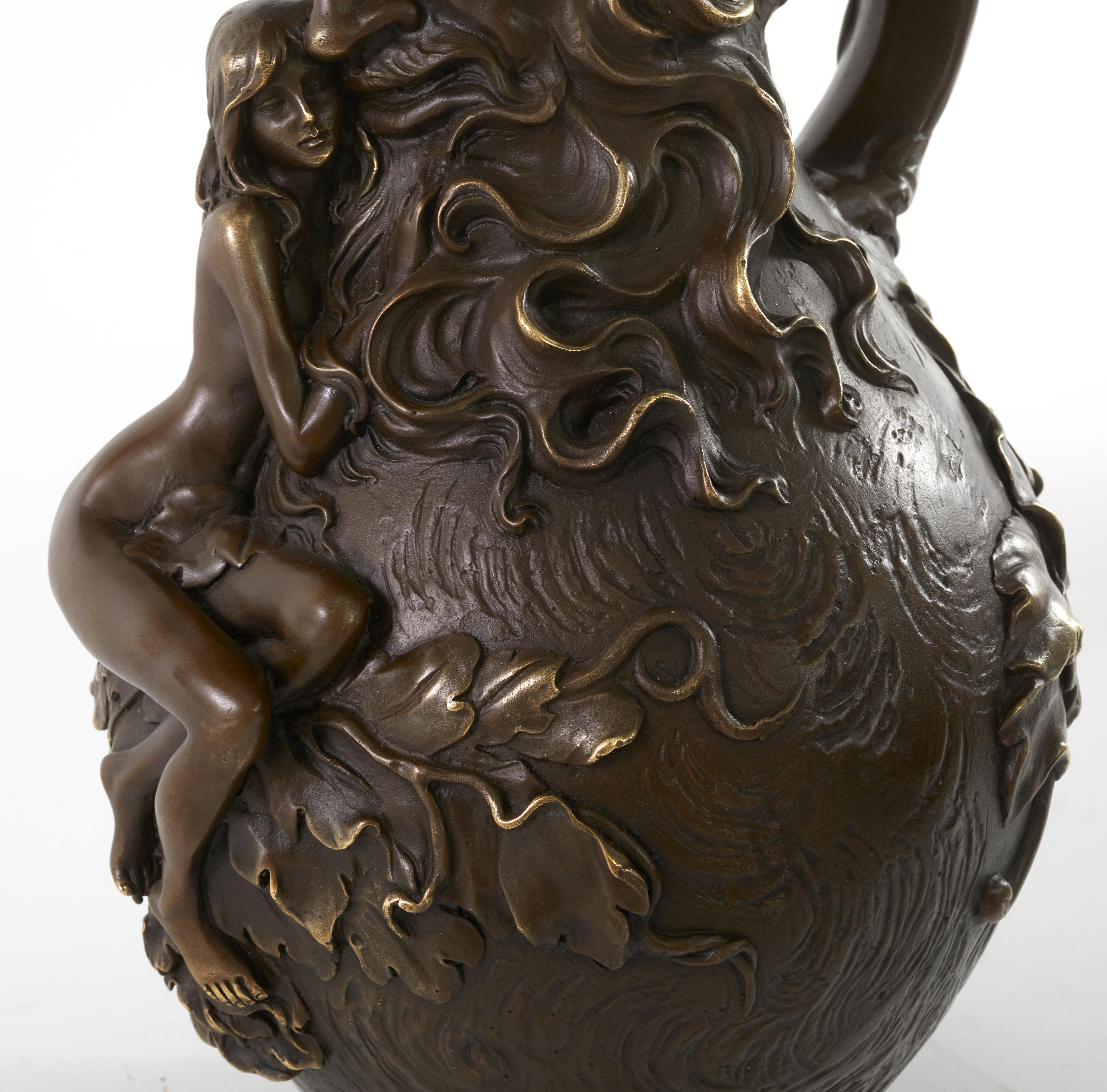 Atemberaubendes Bronzestück / Vase im Jugendstil (Handgefertigt) im Angebot