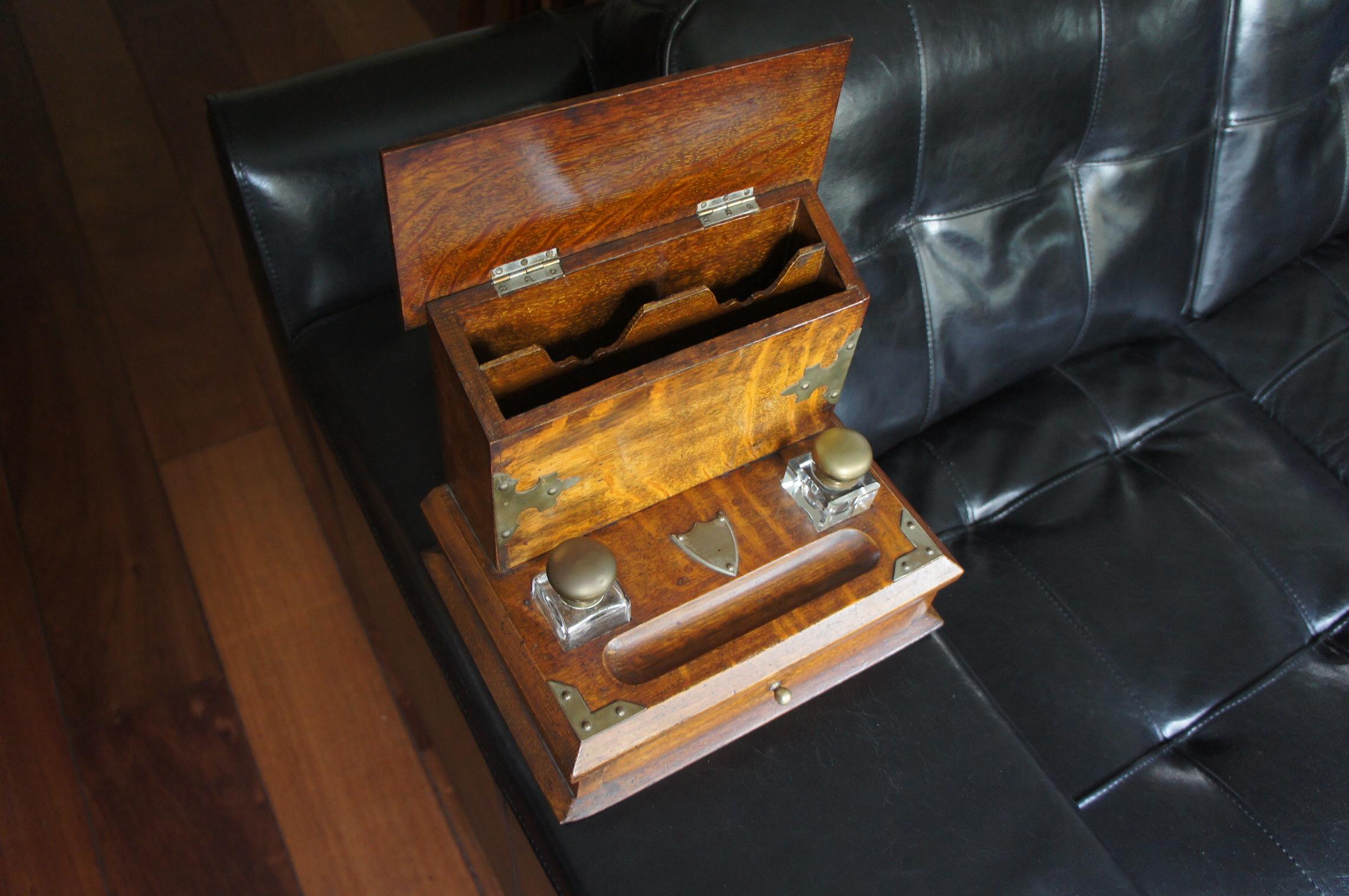 Stunning Arts & Crafts Era Oak Stationary Box with Glass Inkwells & Letter Rack 5