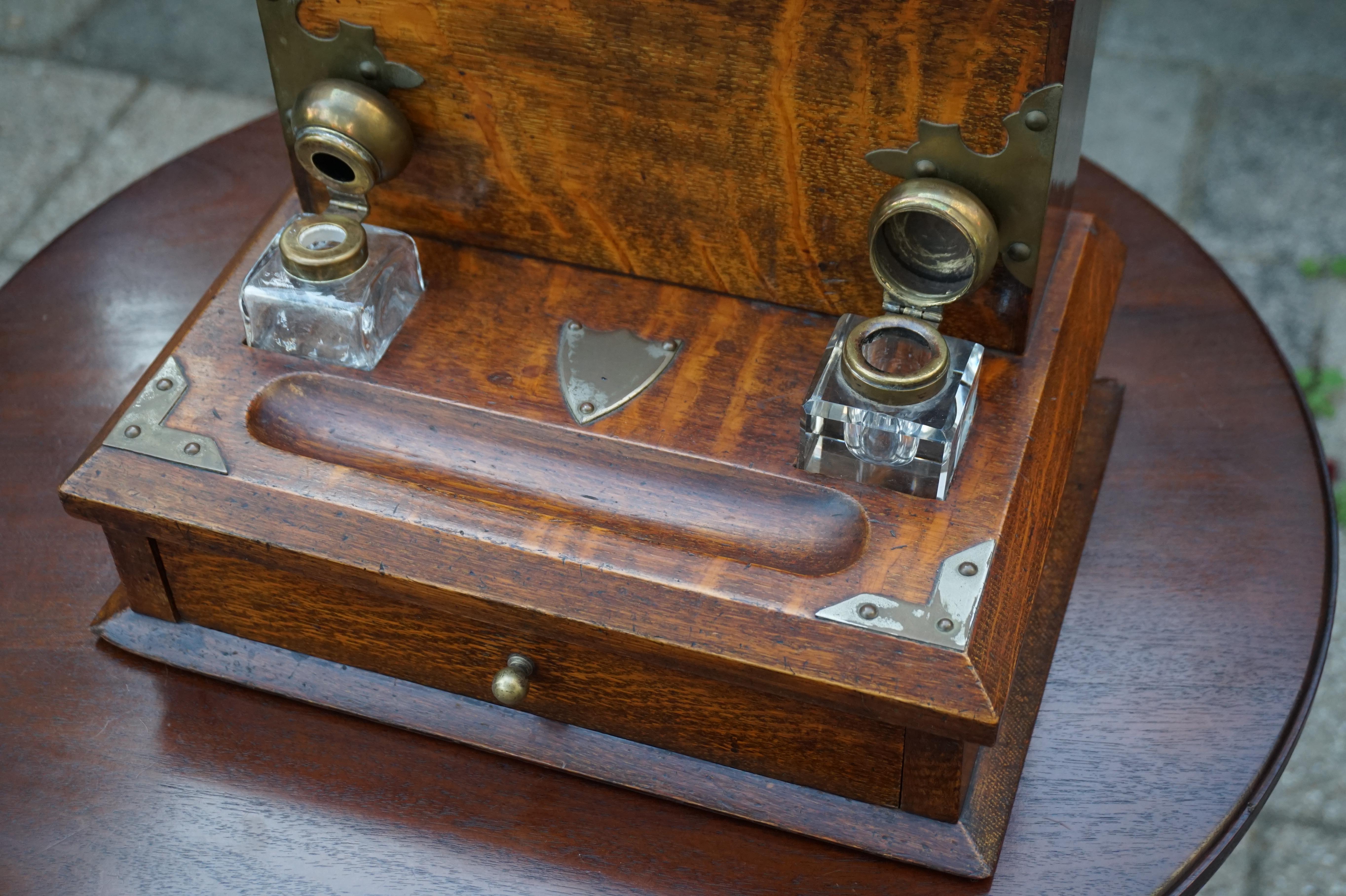 Stunning Arts & Crafts Era Oak Stationary Box with Glass Inkwells & Letter Rack 7