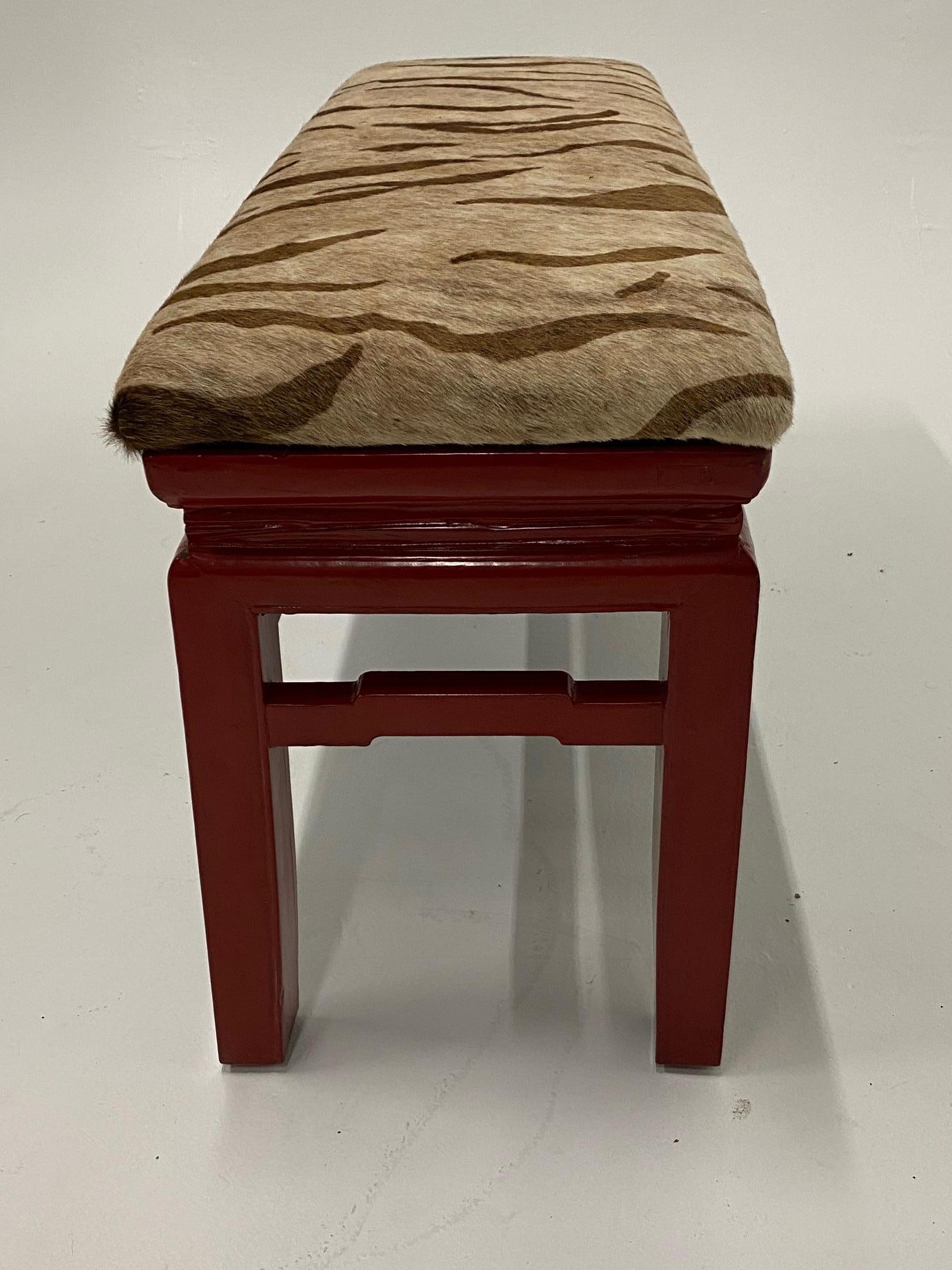 Stunning Asian Cinnabar Red Lacquer Bench Upholstered in Printed Cowhide For Sale 2