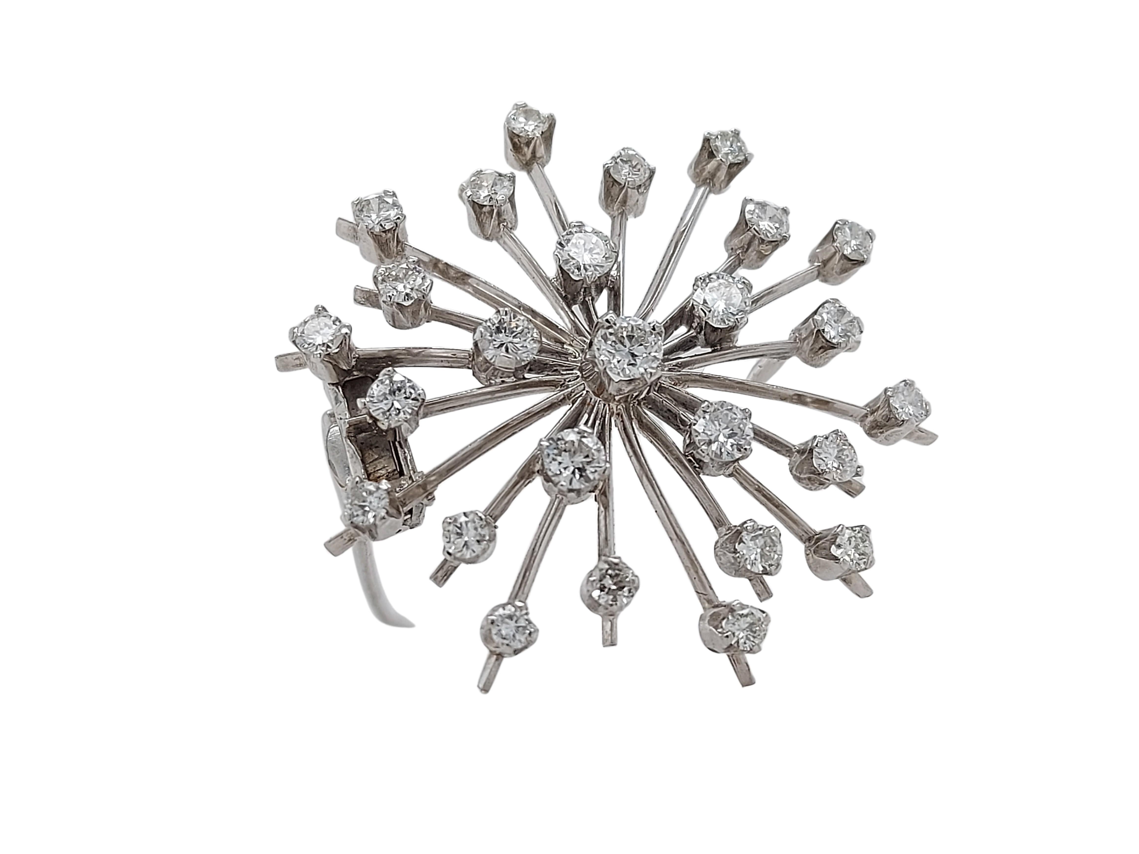 Brilliant Cut Stunning Attractive 18kt White Gold 2.95ct Diamond Star Brooch