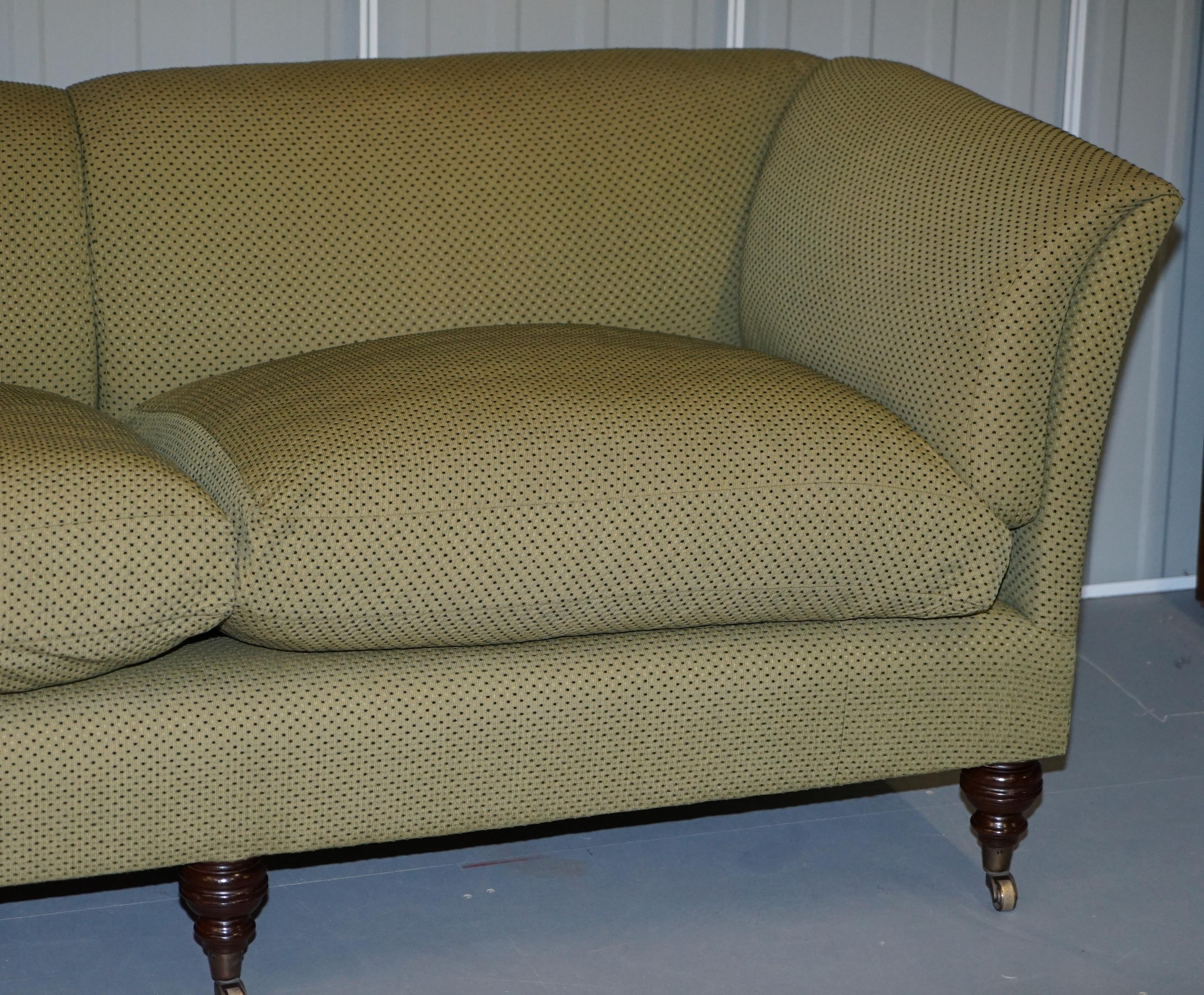 English Stunning Beaumont & Fletcher Pompadour Sofa Feather Filled Cushions