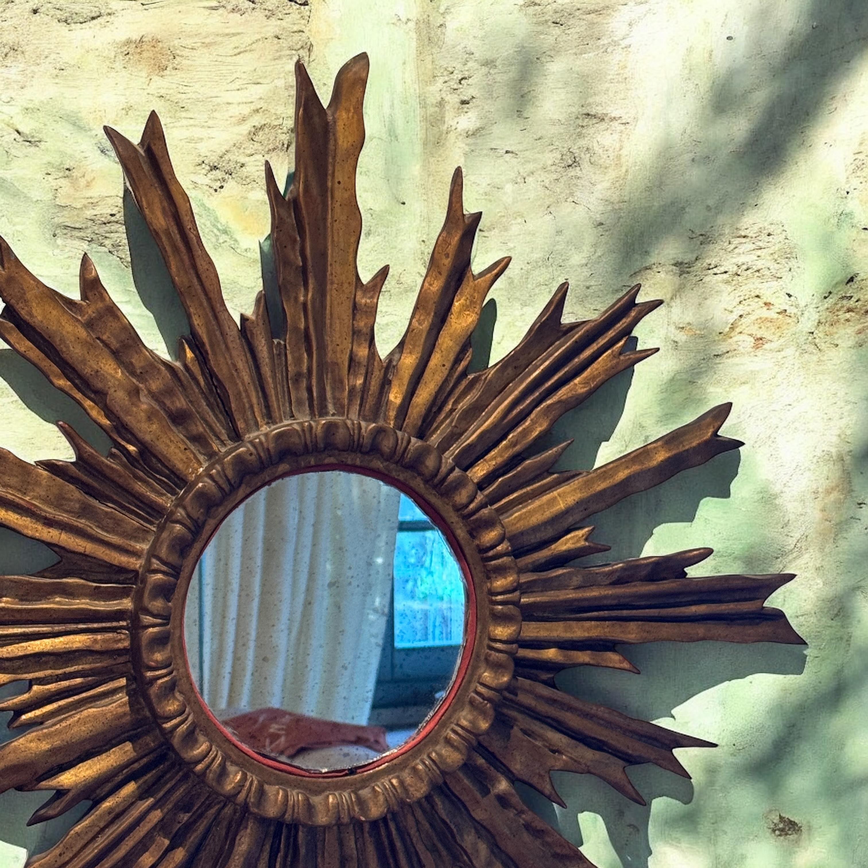 Atemberaubend Schöne Starburst Sunburst Vergoldetes Holz Spiegel Italien, ca. 1920er Jahre im Angebot 5