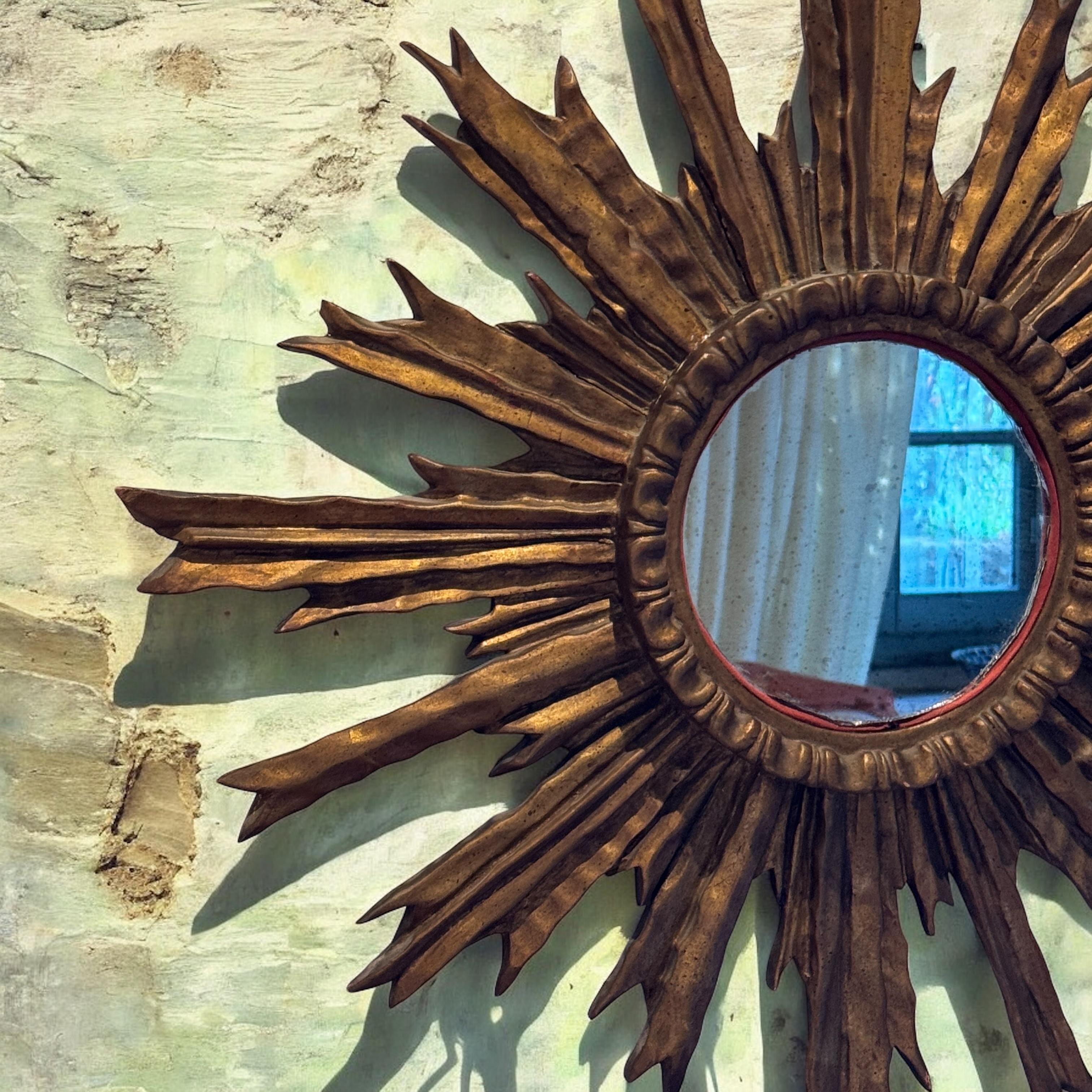 Atemberaubend Schöne Starburst Sunburst Vergoldetes Holz Spiegel Italien, ca. 1920er Jahre im Angebot 3
