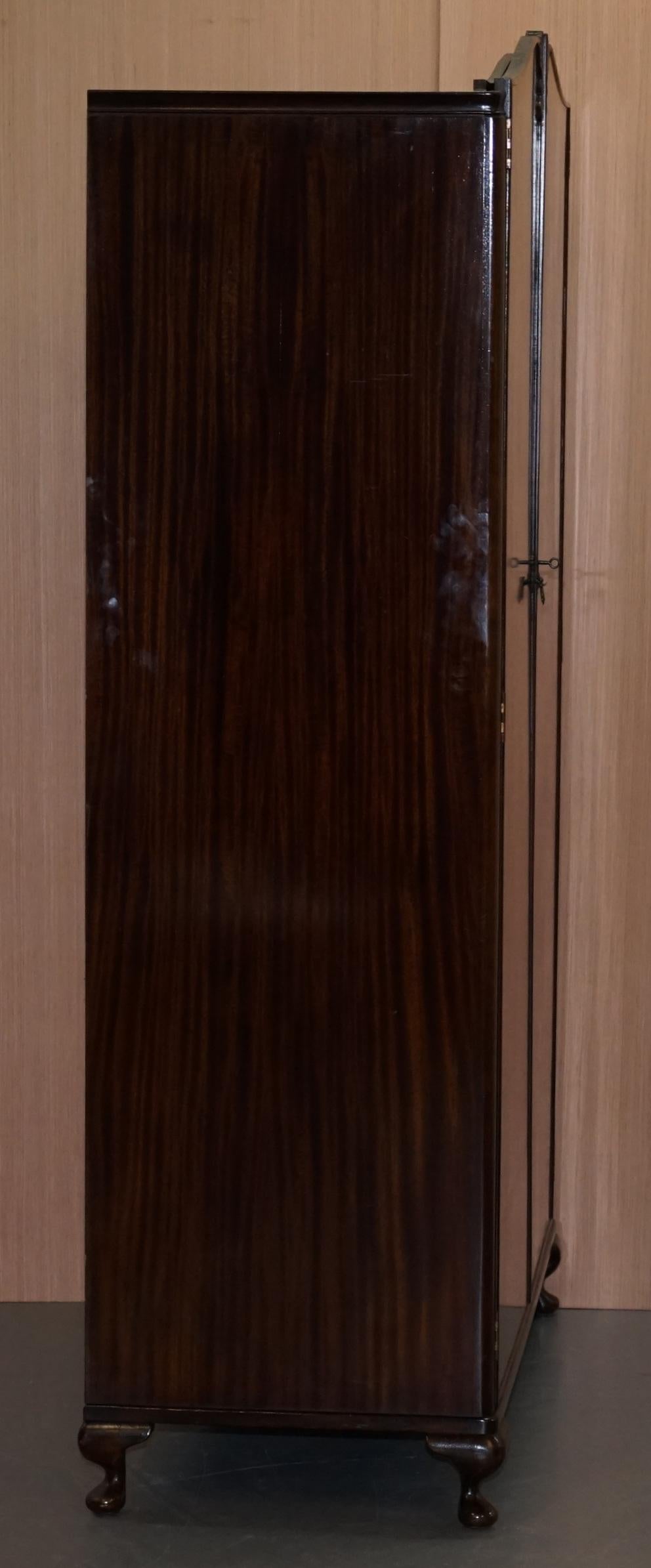 Scottish Stunning Beithcraft Scotland Flamed Hardwood Large Wardrobe Part of Large Suite