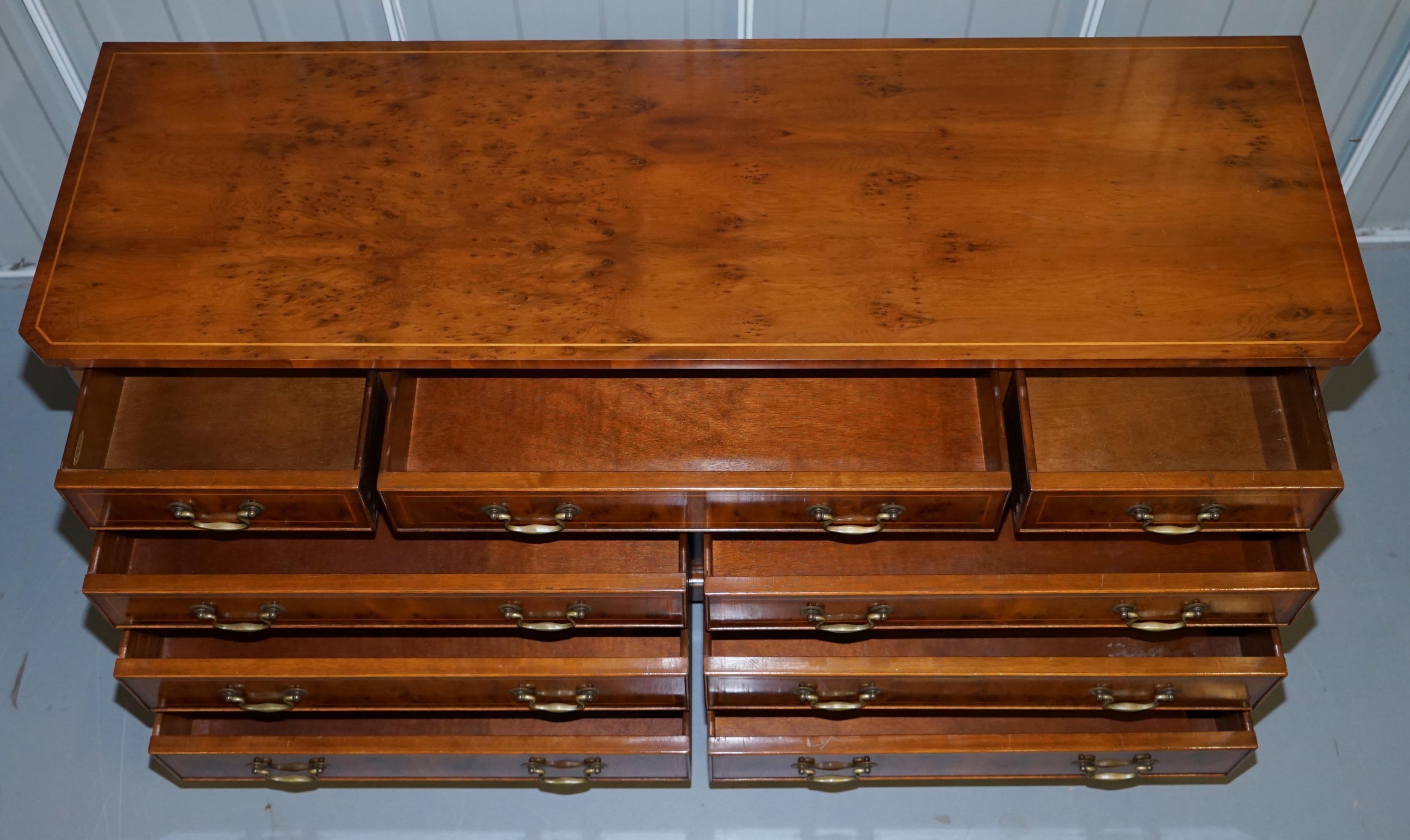 Stunning Bevan Funnell Vintage Burr Figured Yew Wood Sideboard Chest of Drawers 5