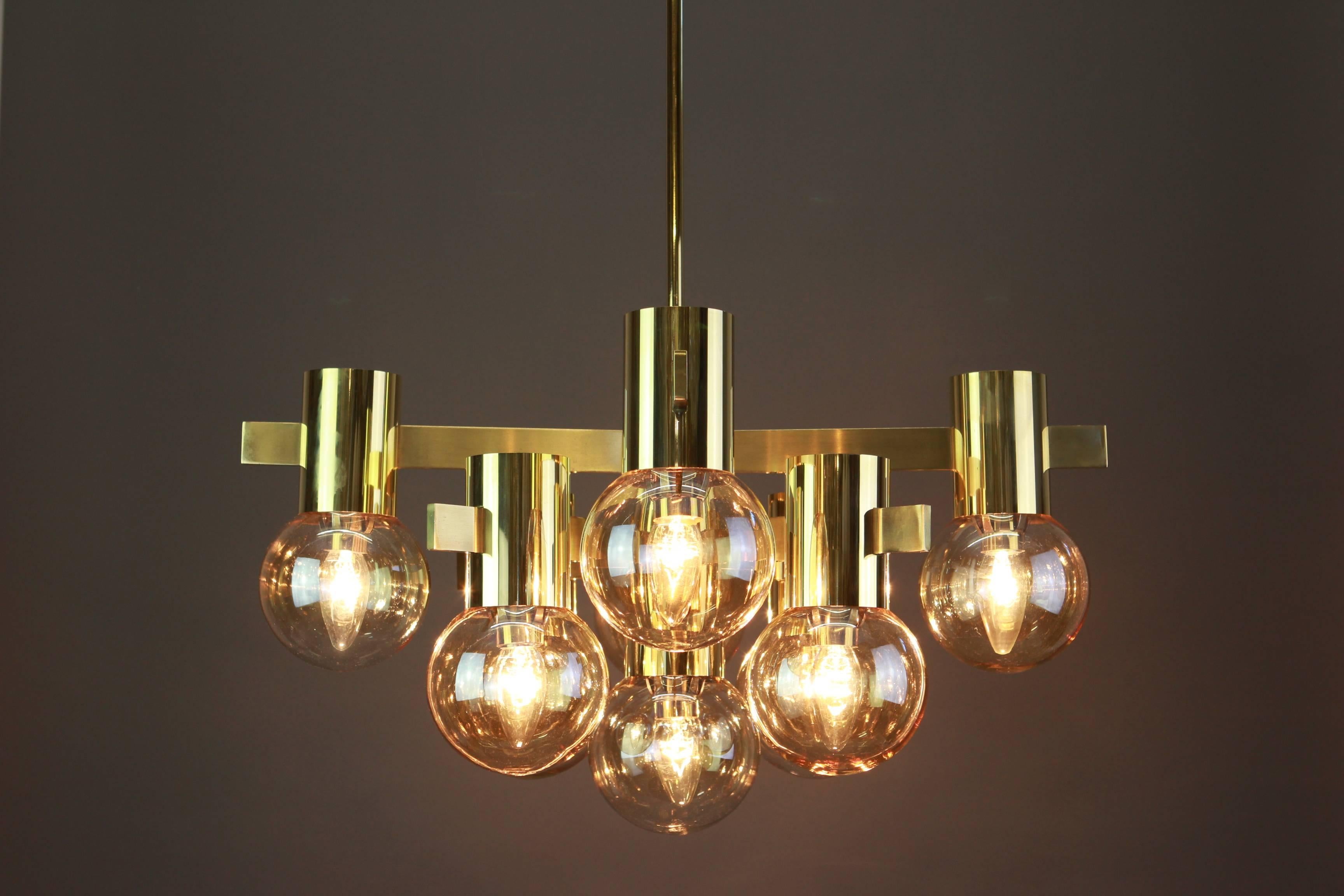 Superbe grand lustre Sciolari en laiton, Italie, années 1960 Bon état à Aachen, NRW