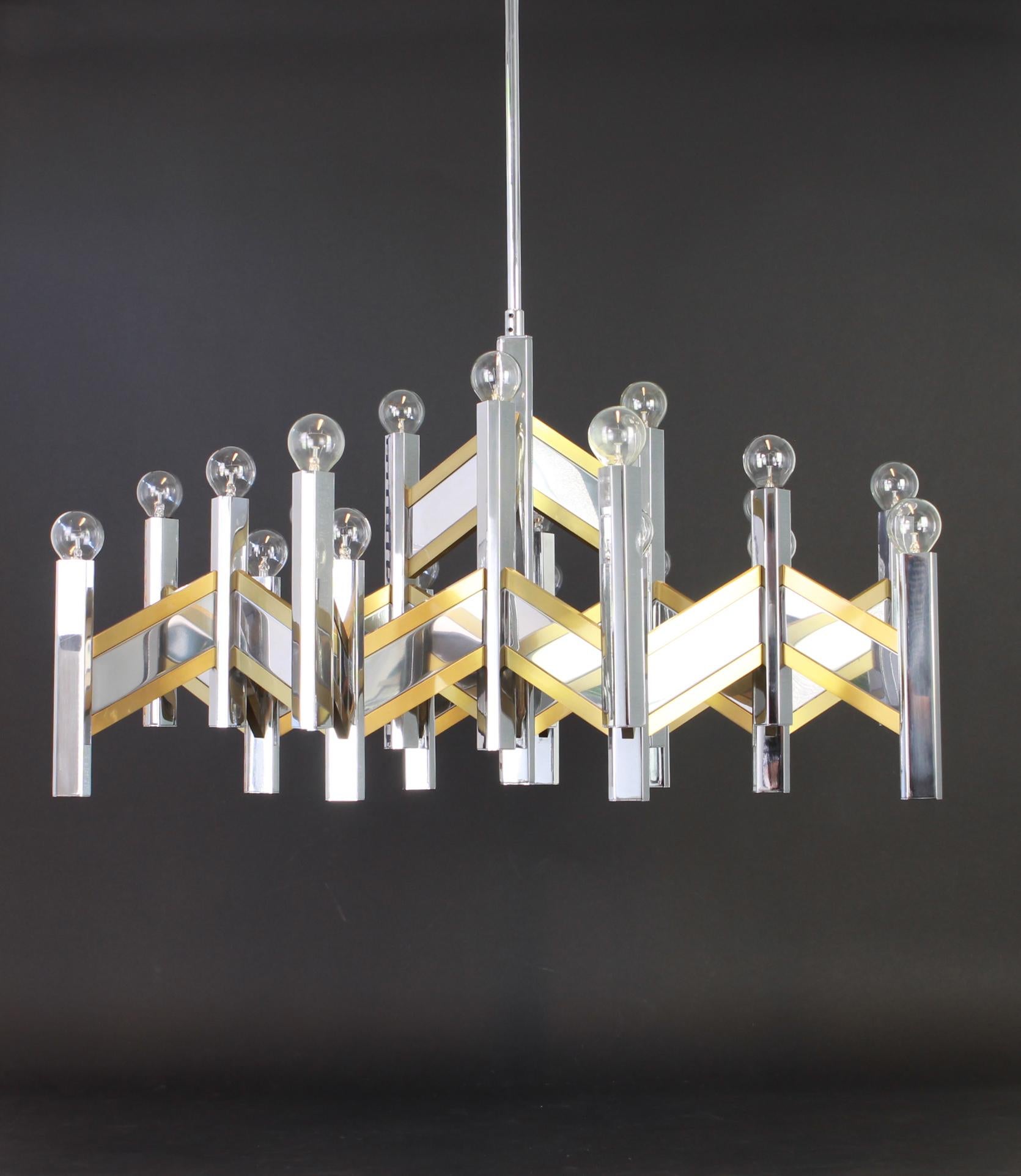 italien Superbe grand lustre Sciolari:: Italie:: années 1960