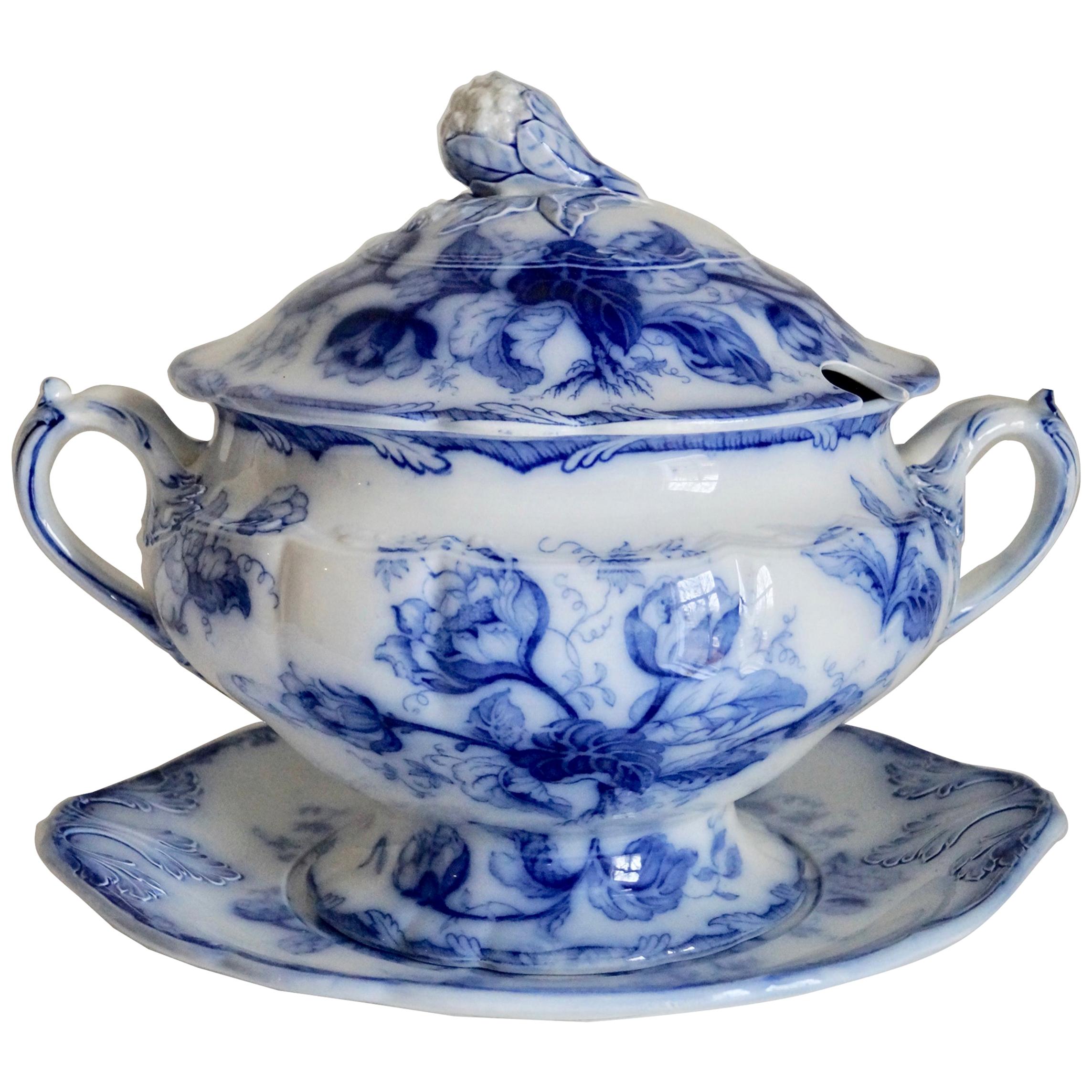 Stunning Big Wedgwood Water Nymph Hand Painted Porcelain Soup Tureen, England For Sale