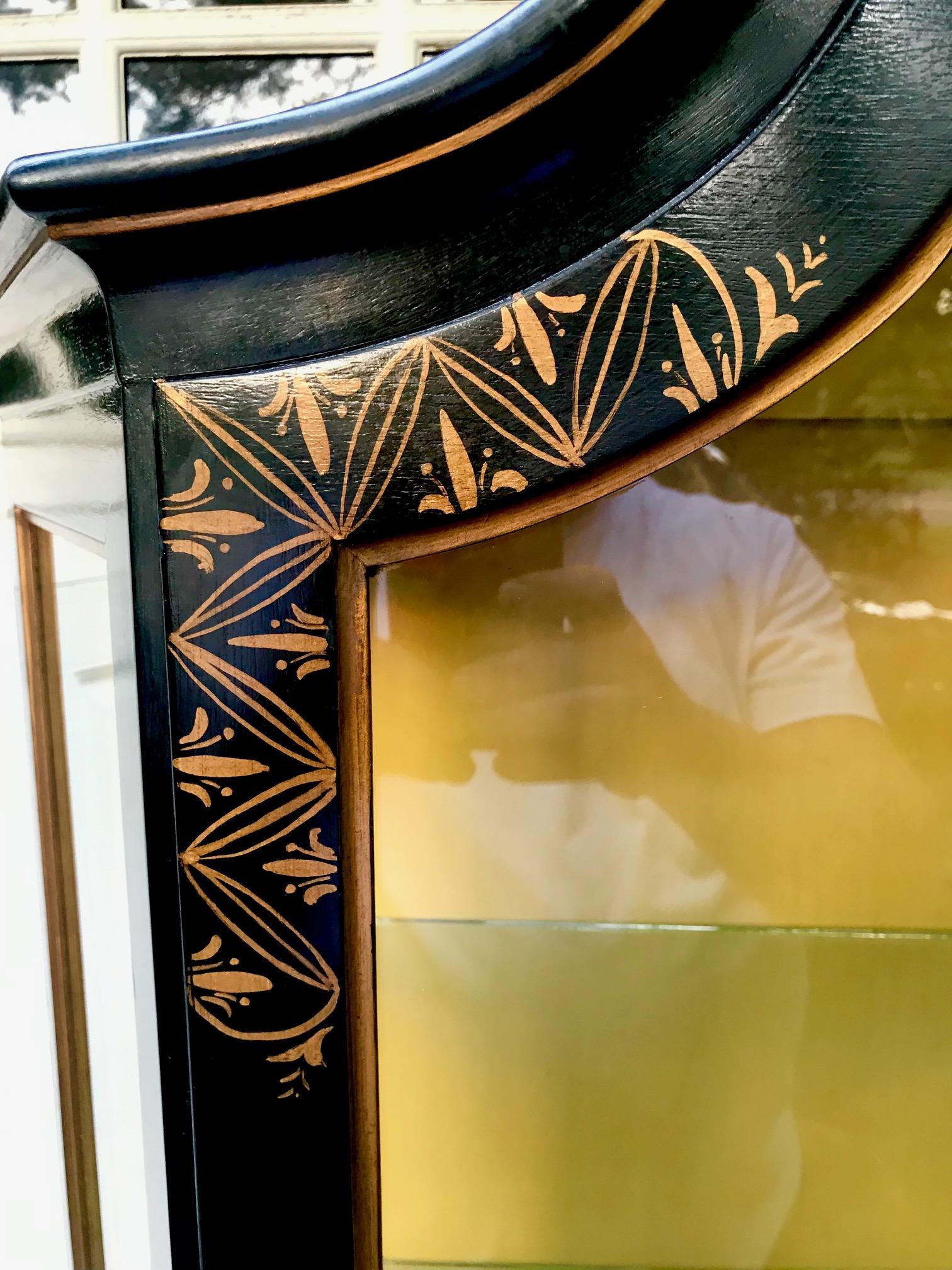 Stunning Black & Gold Chinoiserie Curio Cabinet Vitrine 5