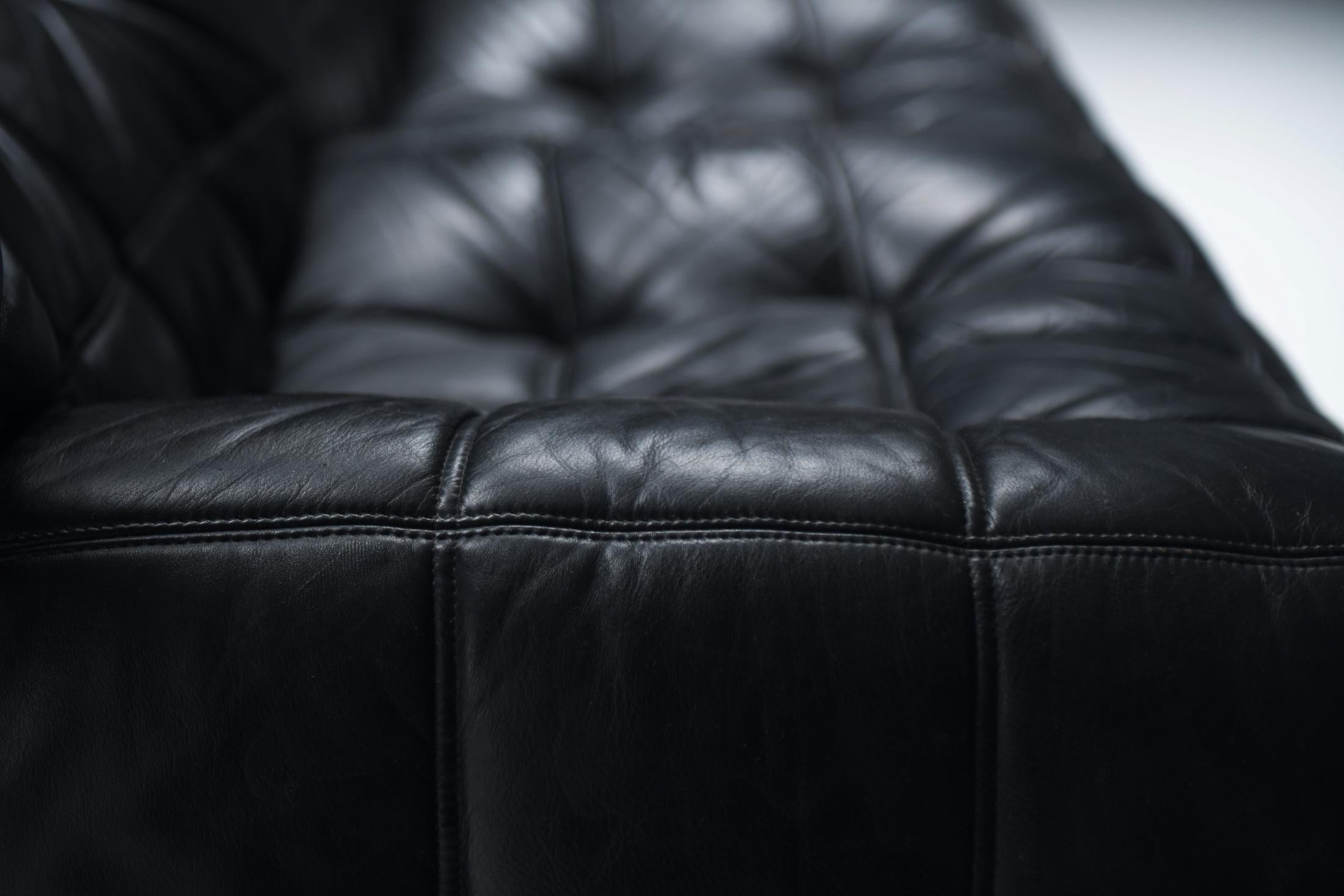 Superbe canapé Kashima en cuir noir 1985 par Michel Ducaroy - Ligne Roset France en vente 3