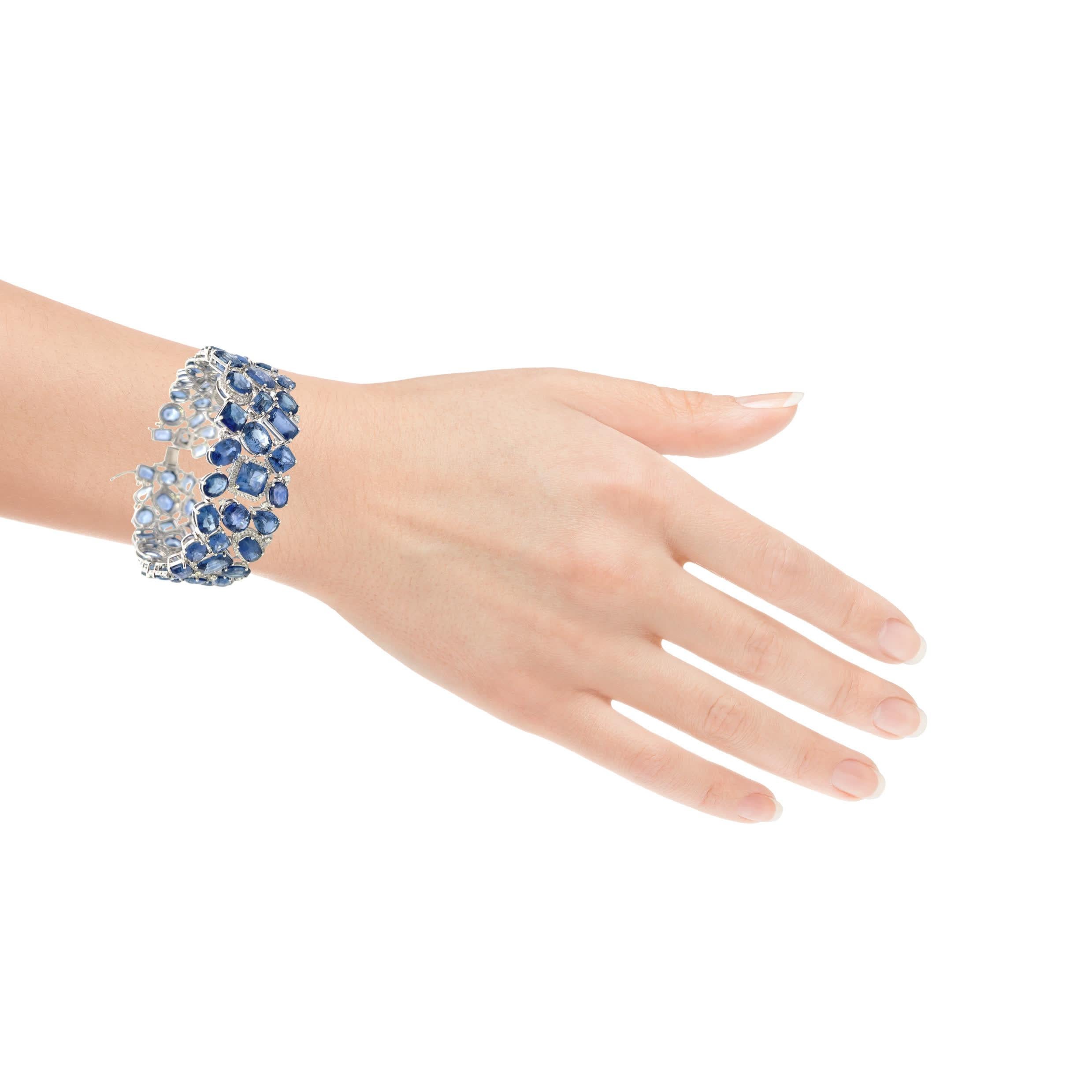 Wunderschönes blaues Edelsteinarmband im Angebot 1