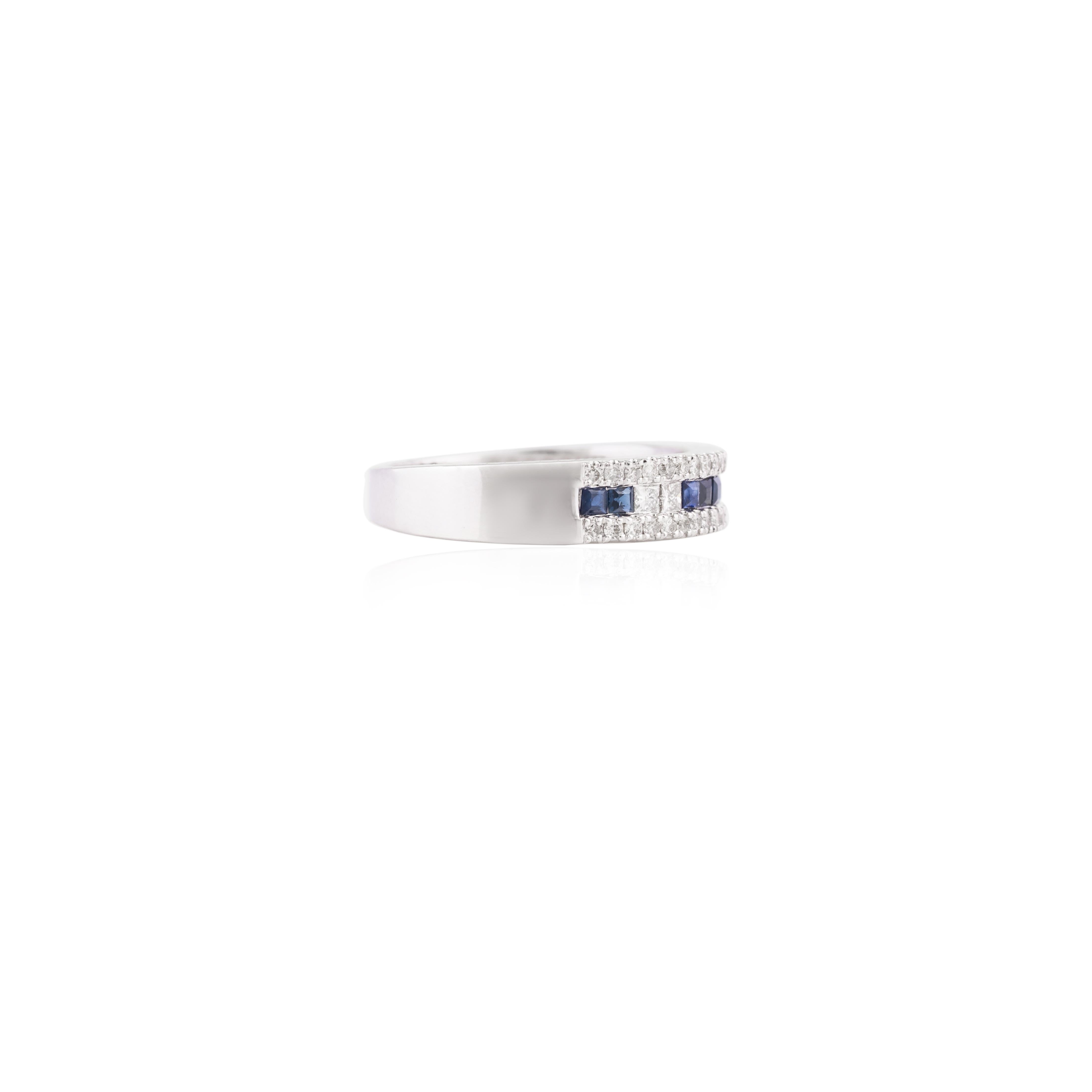 For Sale:  Stunning Blue Sapphire Diamond Engagement Band Ring for Her in 18k White Gold 5
