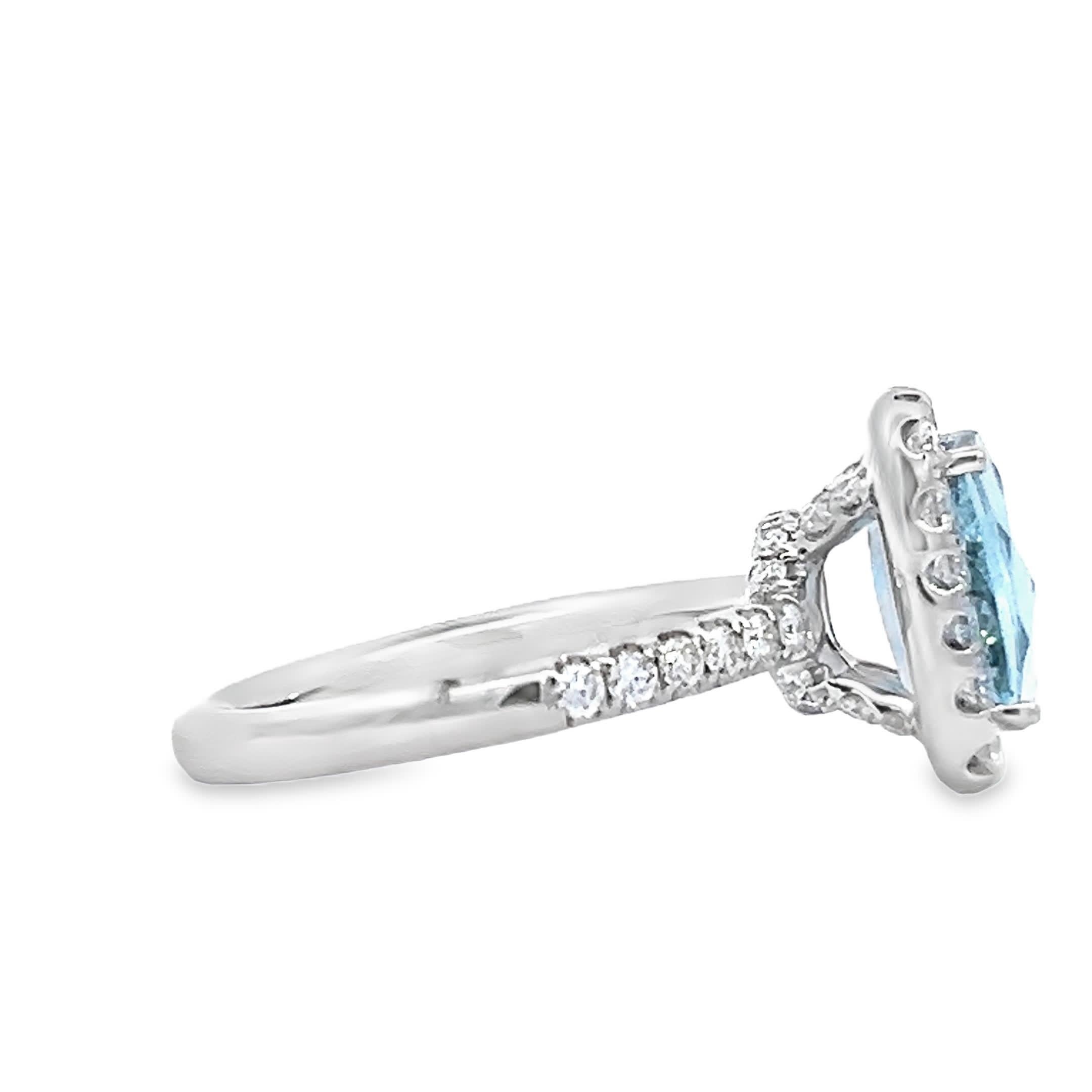 Women's Stunning Blue Topaz Ring For Sale