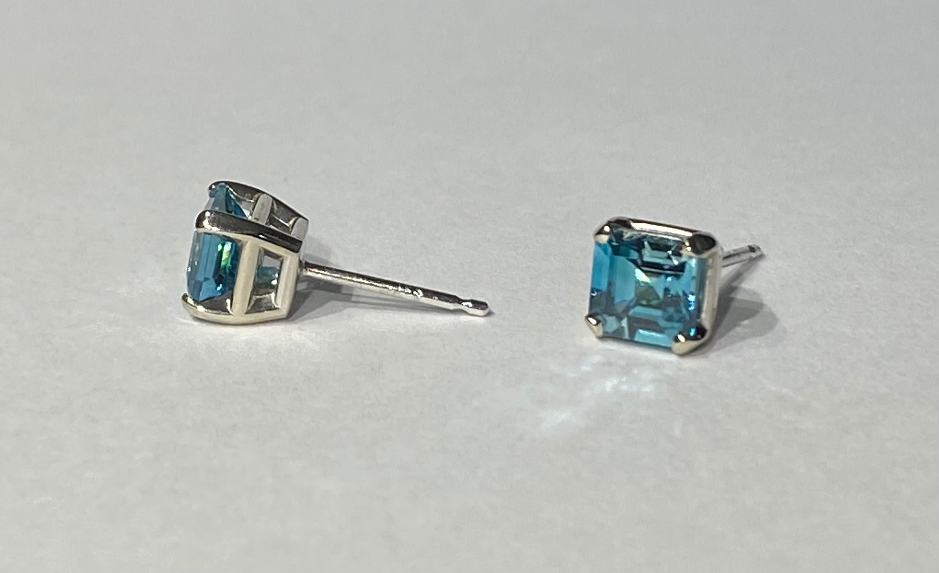 Stunning Blue Zircon Earrings in 14 Karat White Gold In New Condition For Sale In Coupeville, WA