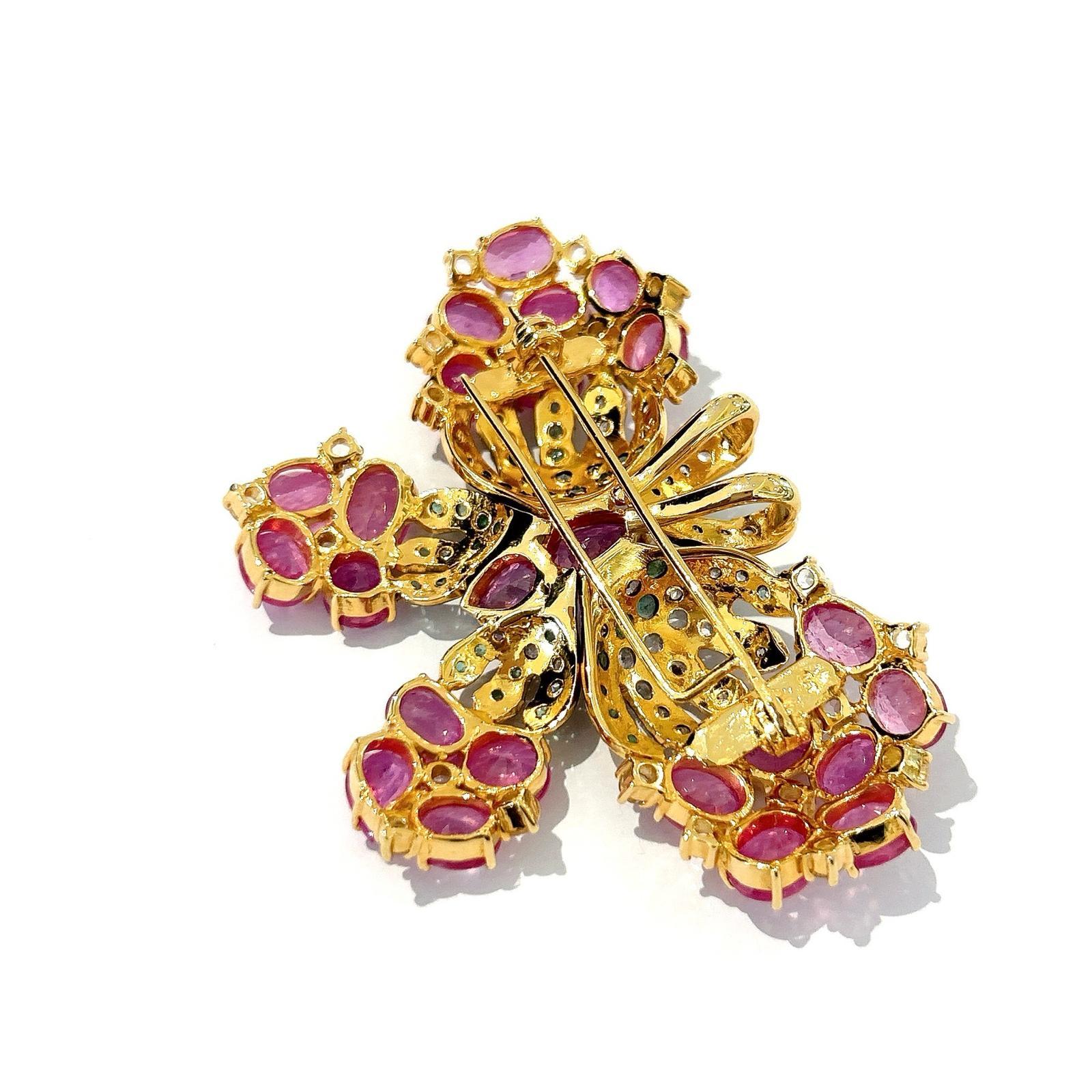 Stunning Bochic “Orient” Multi Sapphires & Ruby Brooch Set In 18K Gold & Silver  In New Condition For Sale In New York, NY