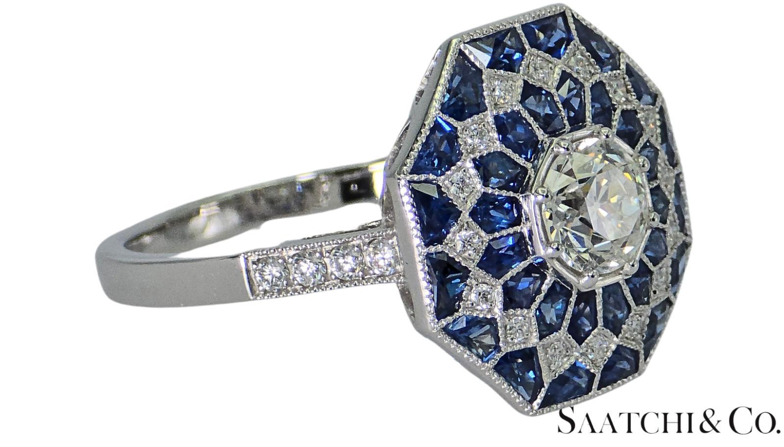 Art Déco Stupendo anello nuovo di zecca in platino 950 con diamante naturale VVS e zaffiro blu: Anello in vendita