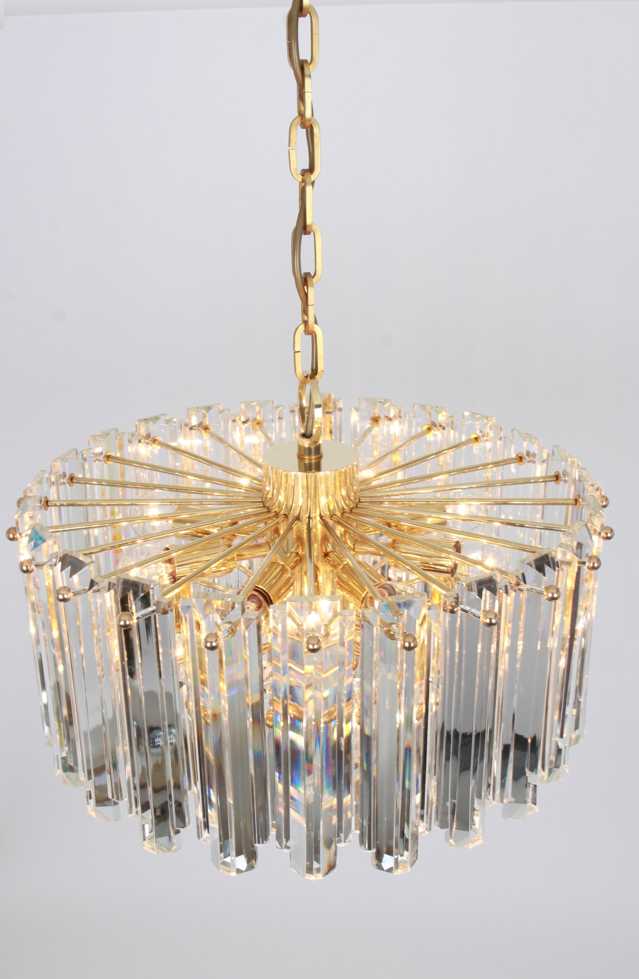 Stunning Brass, Crystal Glass Light Fixture Floria, Kalmar, Austria, 1970 In Good Condition For Sale In Aachen, NRW