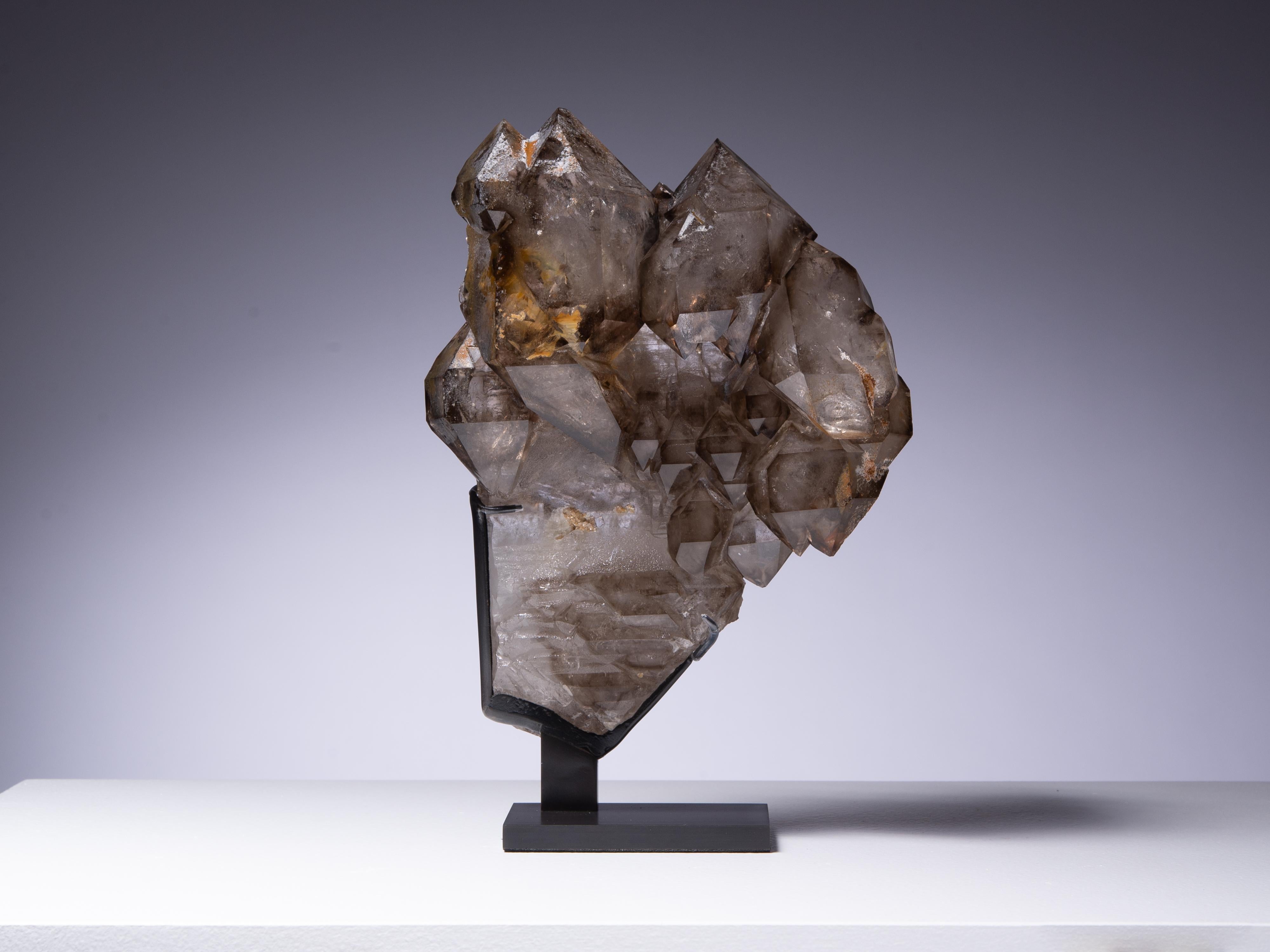 A gorgeous sculptural piece of elestial quartz. So-called elestial quartz originates from Brazil and is admired for its three-dimensional quality and transparent-smokey appearance. A strong, sculptural piece.

This piece was legally and ethically