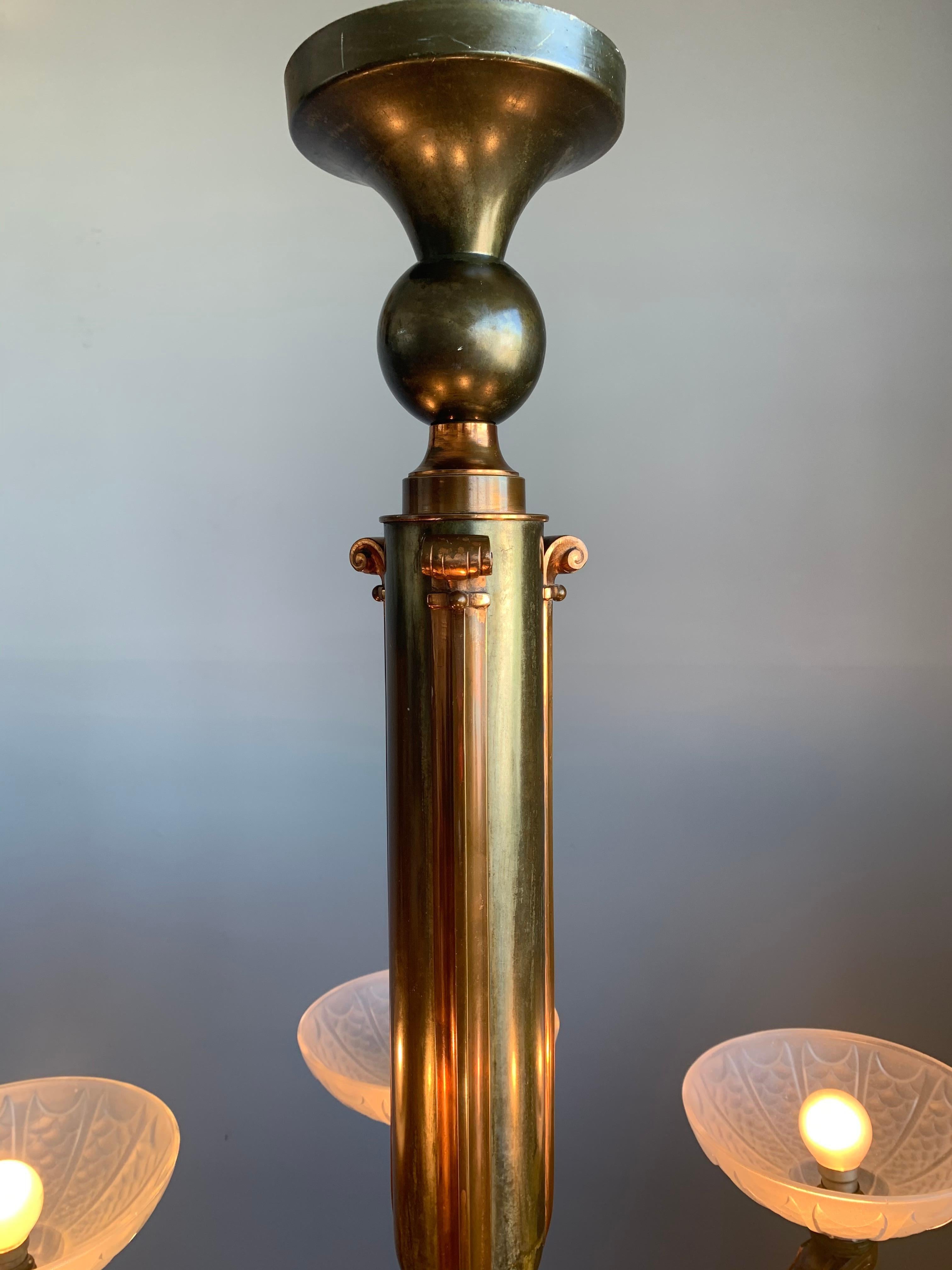 Stunning Bronze and Brass Art Deco Chandelier with Highly Stylish Glass Shades For Sale 5