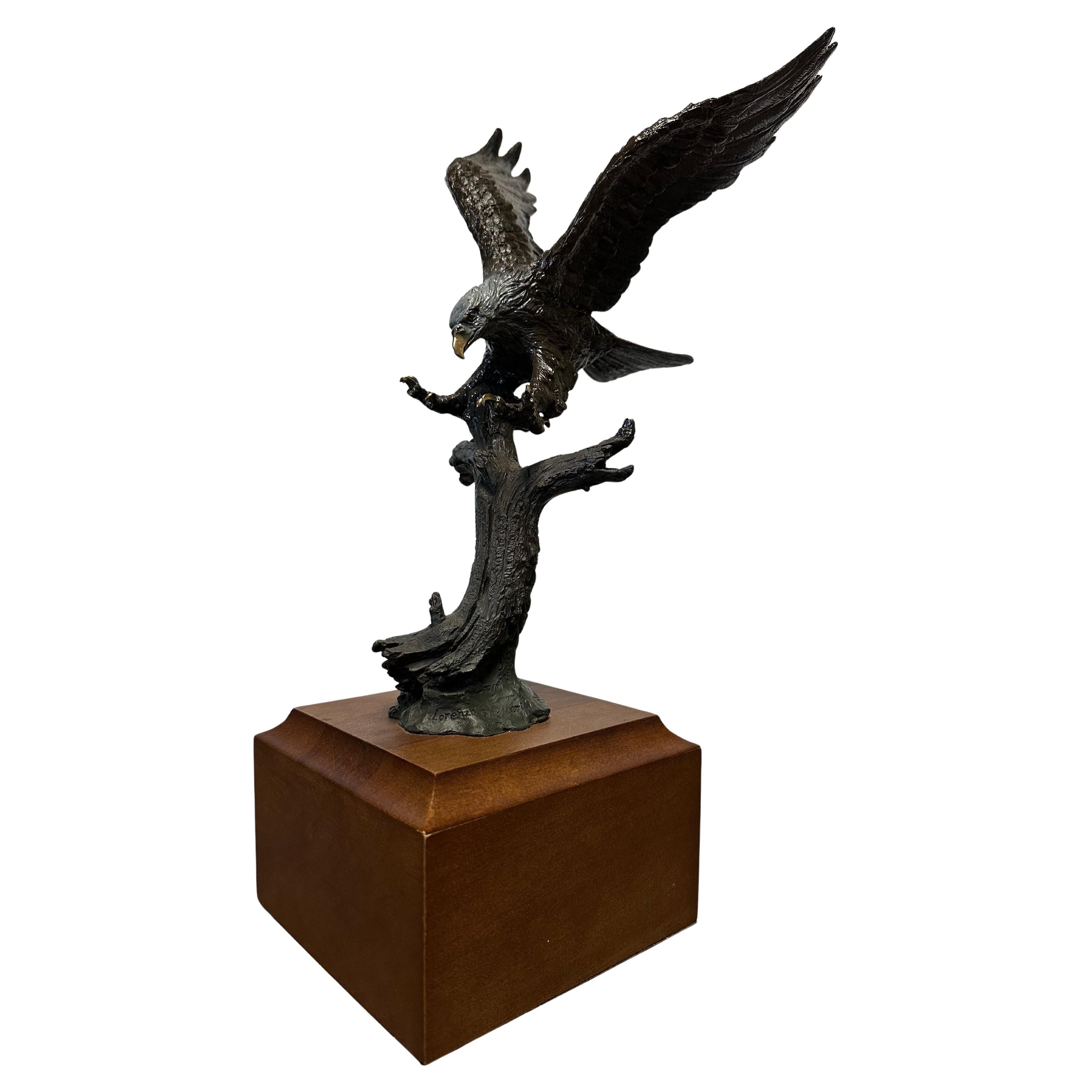 Stunning Bronze on Wood Base Bald Eagle Sculpture "Freedom" by Lorenzo Ghiglieri en venta