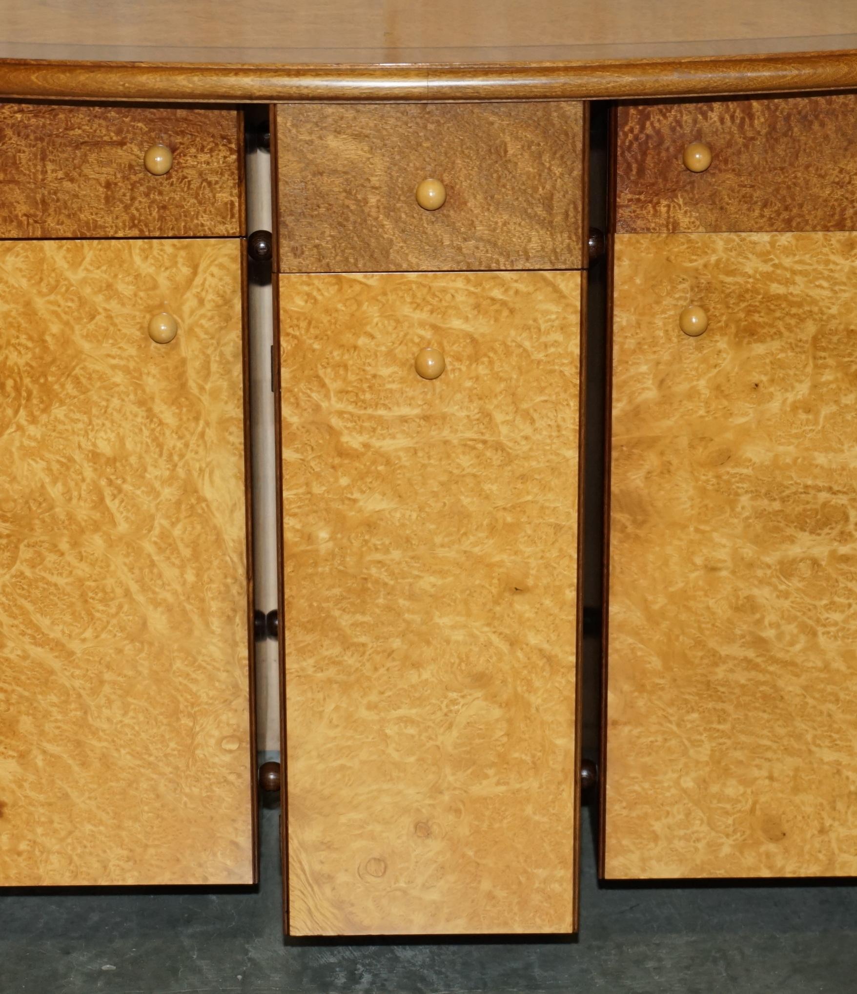 20ième siècle STUNNING BURR MAPLE & THUYA WOOD ANDREW VARA ART DECO SCULPTURAL en vente
