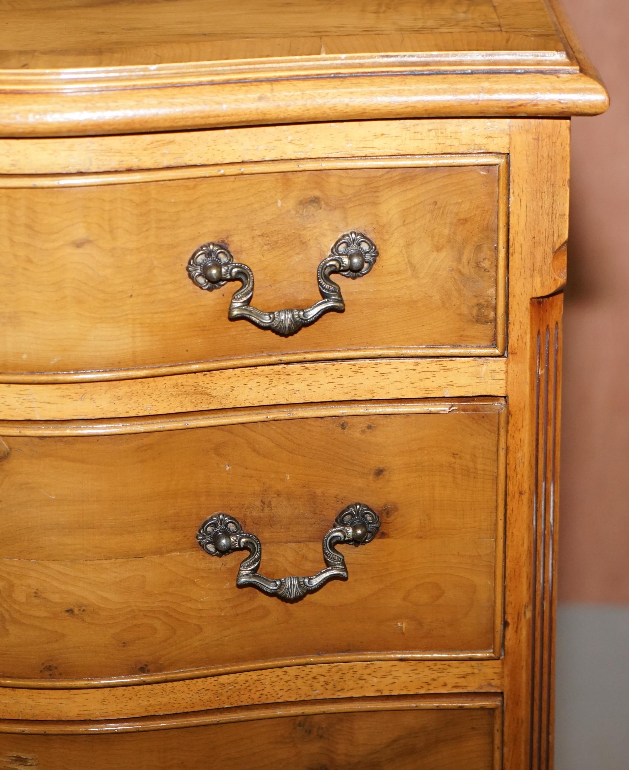 Stunning Burr Walnut Chest of Drawers or Lovely Lamp End Wine Bedside Table 6